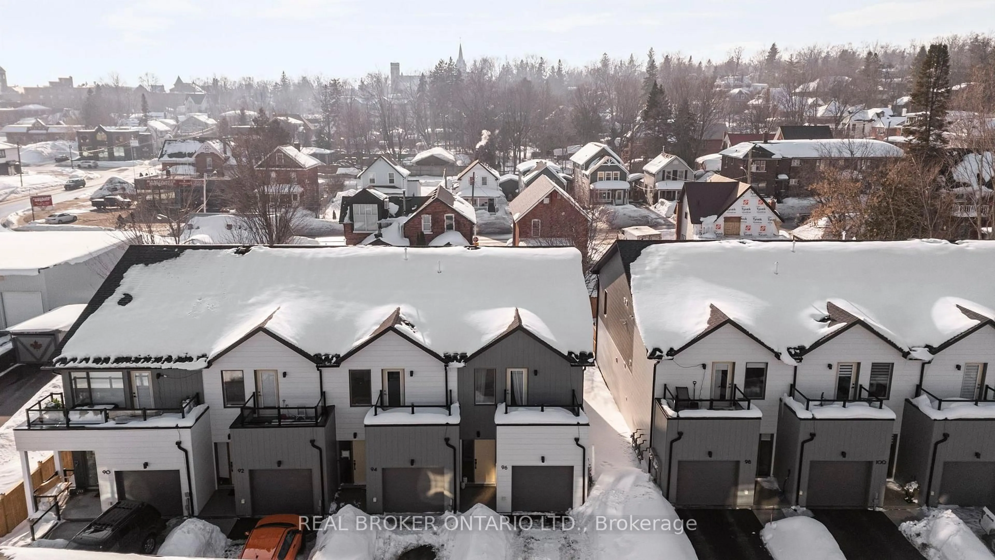 A pic from outside/outdoor area/front of a property/back of a property/a pic from drone, city buildings view from balcony for 96 Sunshine Lane, Orillia Ontario L3V 7L8