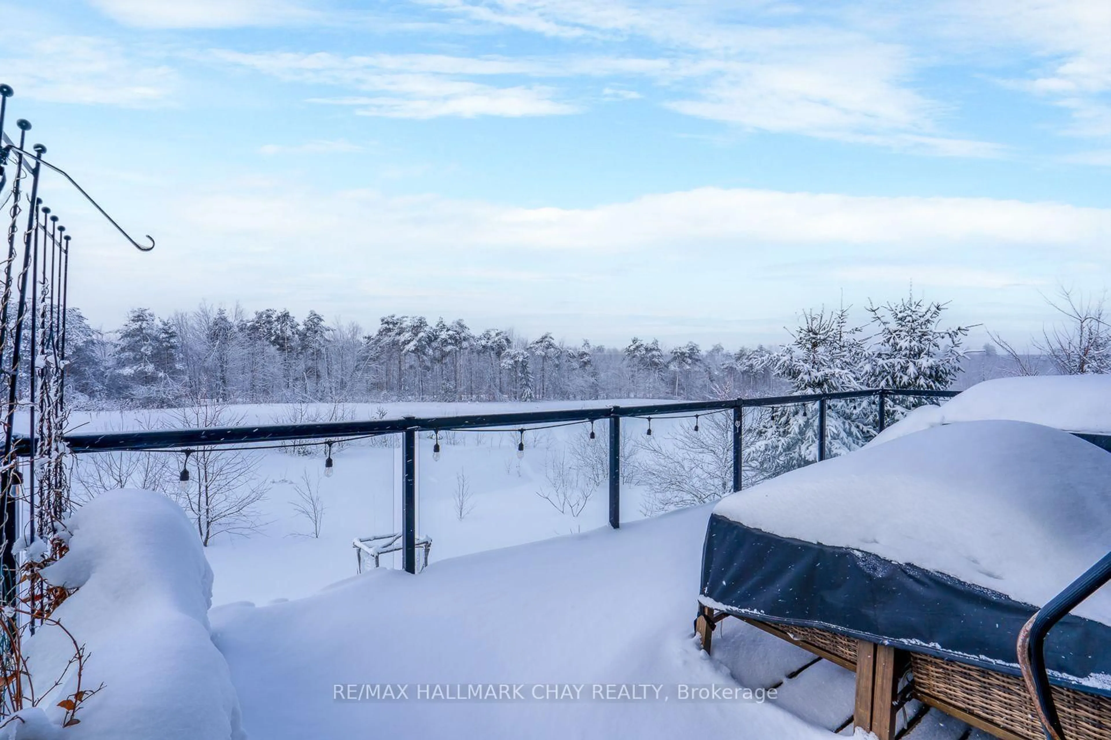 Balcony in the apartment, mountain view for 54 Landscape Dr, Oro-Medonte Ontario L0L 2L0