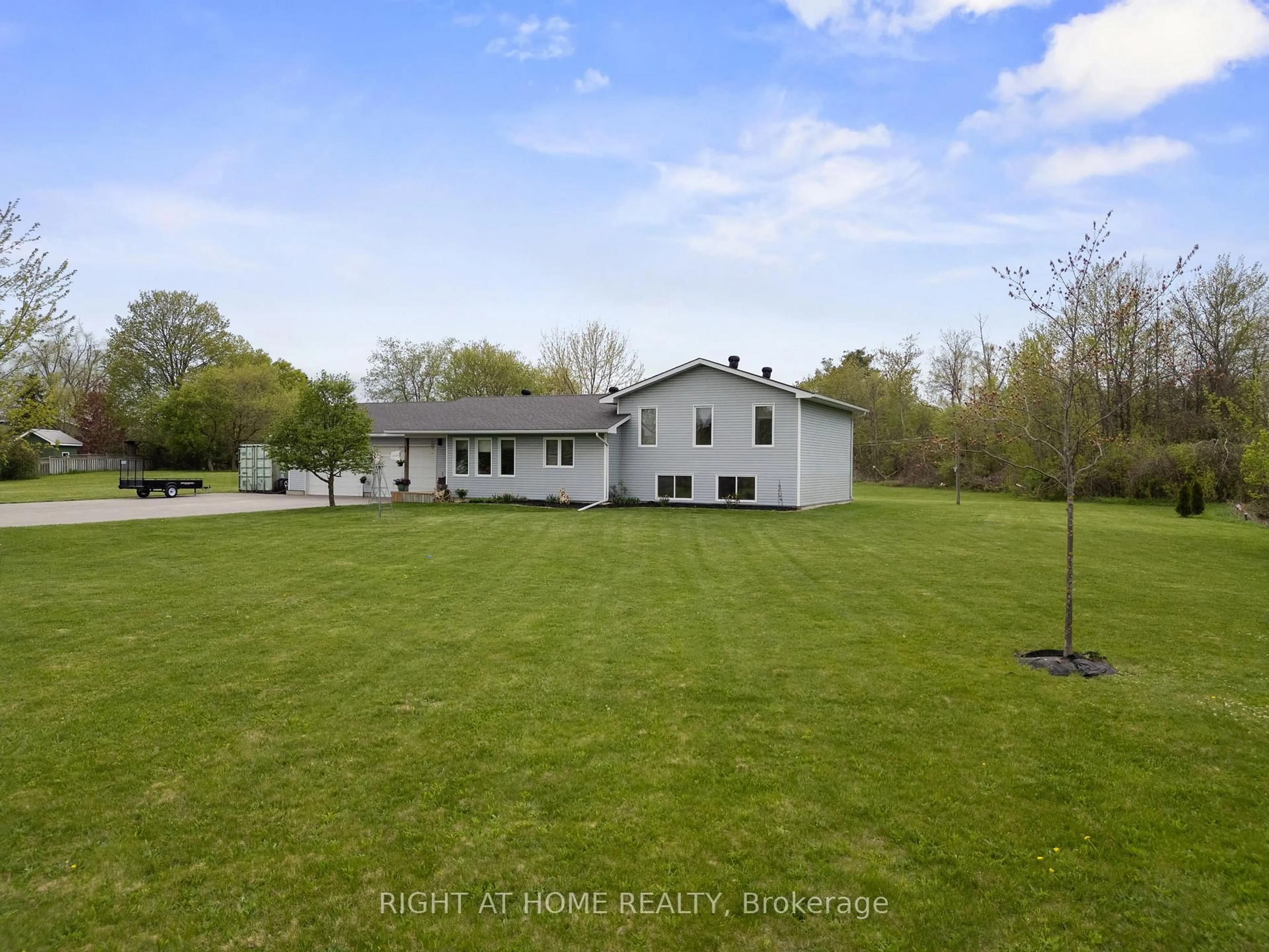 A pic from outside/outdoor area/front of a property/back of a property/a pic from drone, water/lake/river/ocean view for 7544 County Road 91 Rd, Clearview Ontario L0M 1S0