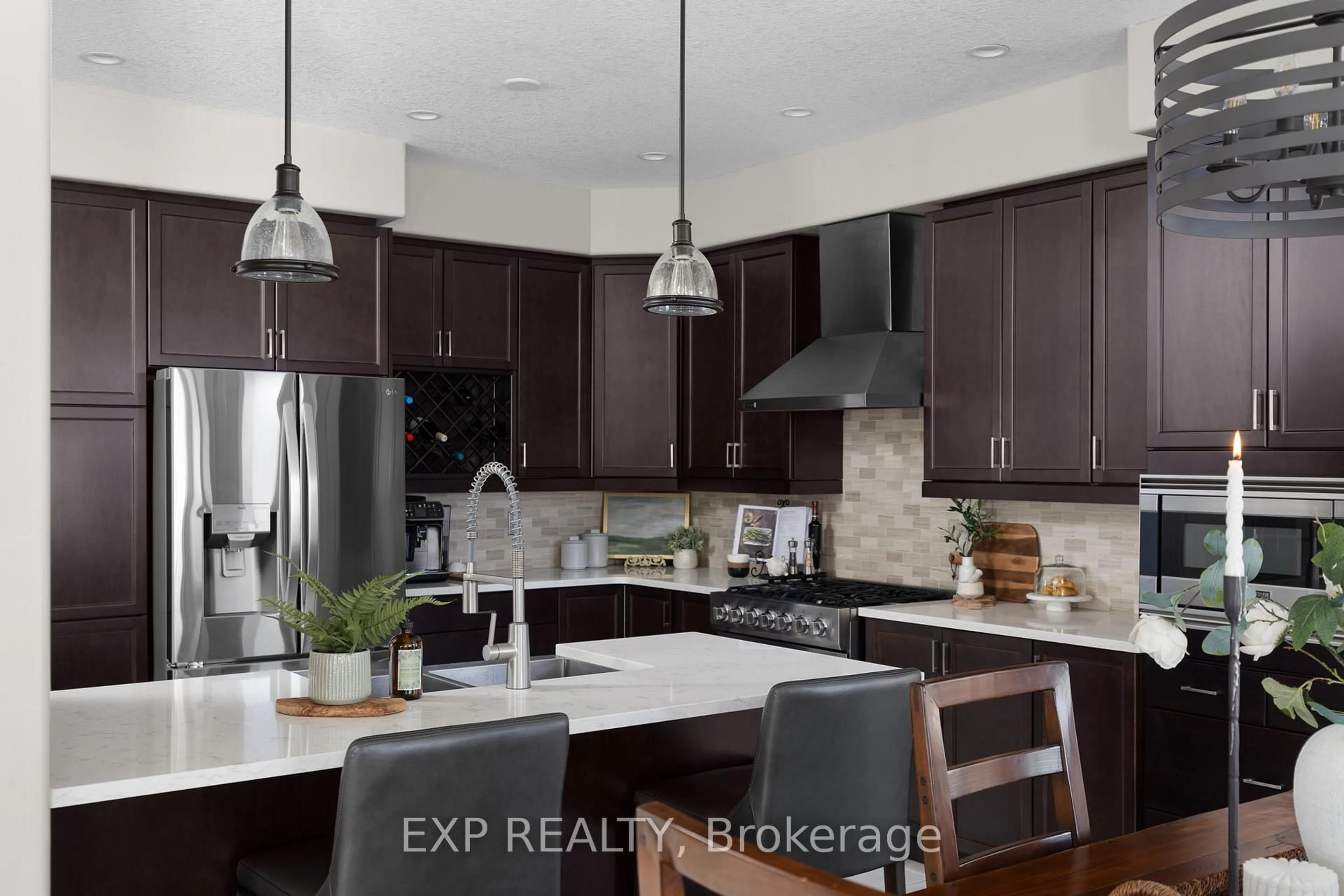 Contemporary kitchen, ceramic/tile floor for 120 Jewel House Lane, Barrie Ontario L4N 6E1