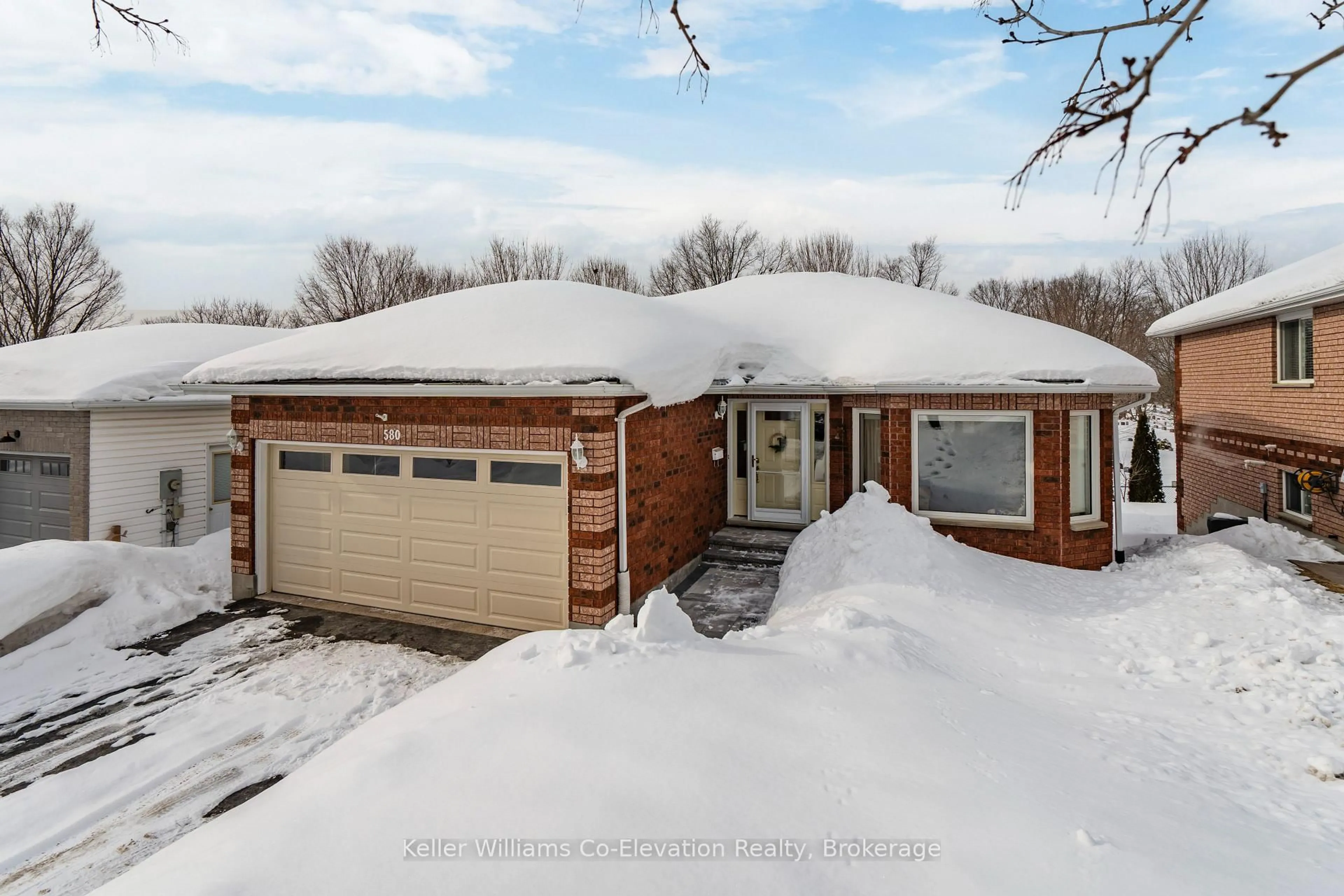 Home with brick exterior material, street for 580 Wayne Cres, Midland Ontario L4R 5E2