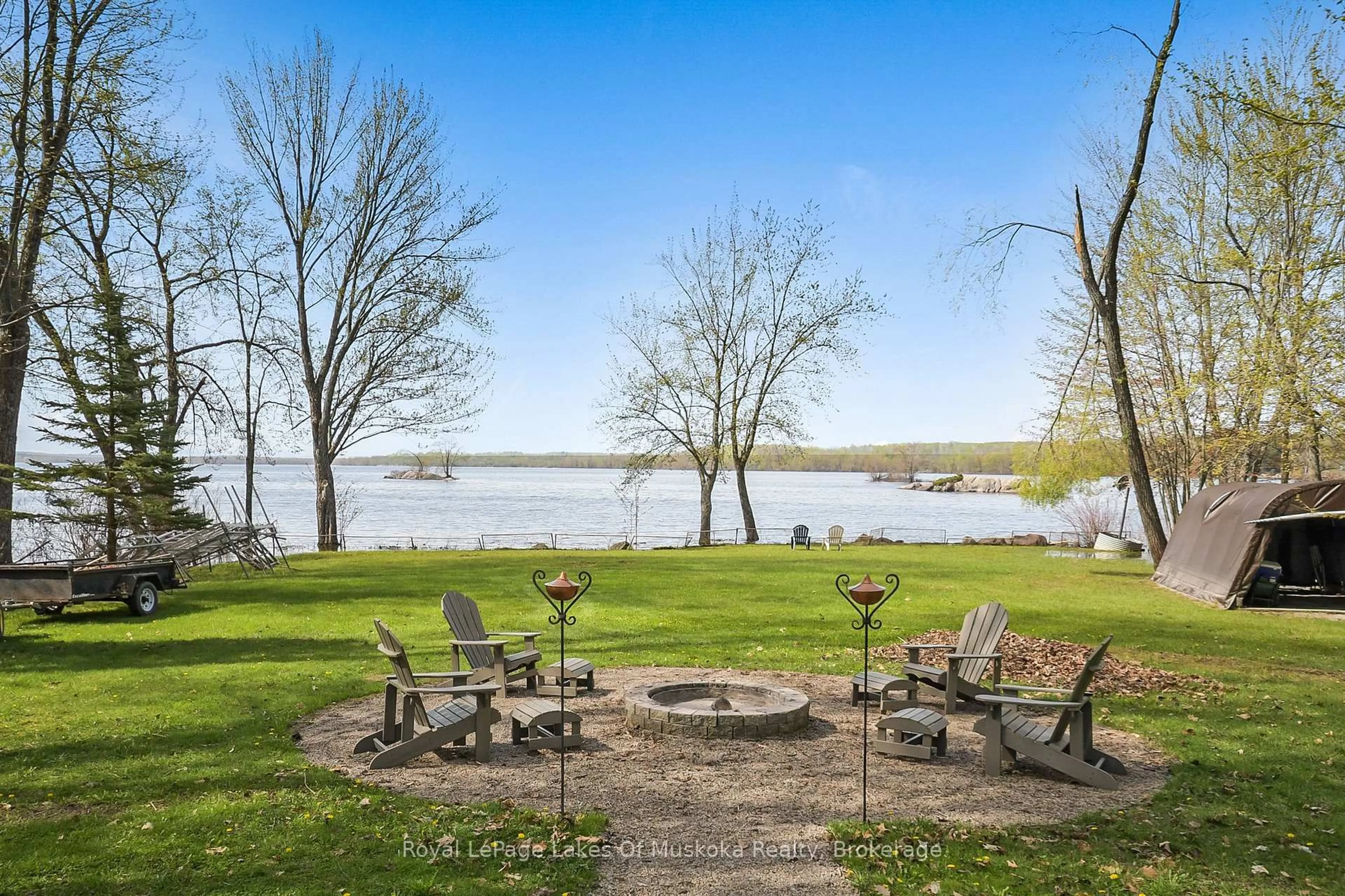 Patio, water/lake/river/ocean view for 3445 Southwood Beach Blvd, Ramara Ontario L0K 2B0