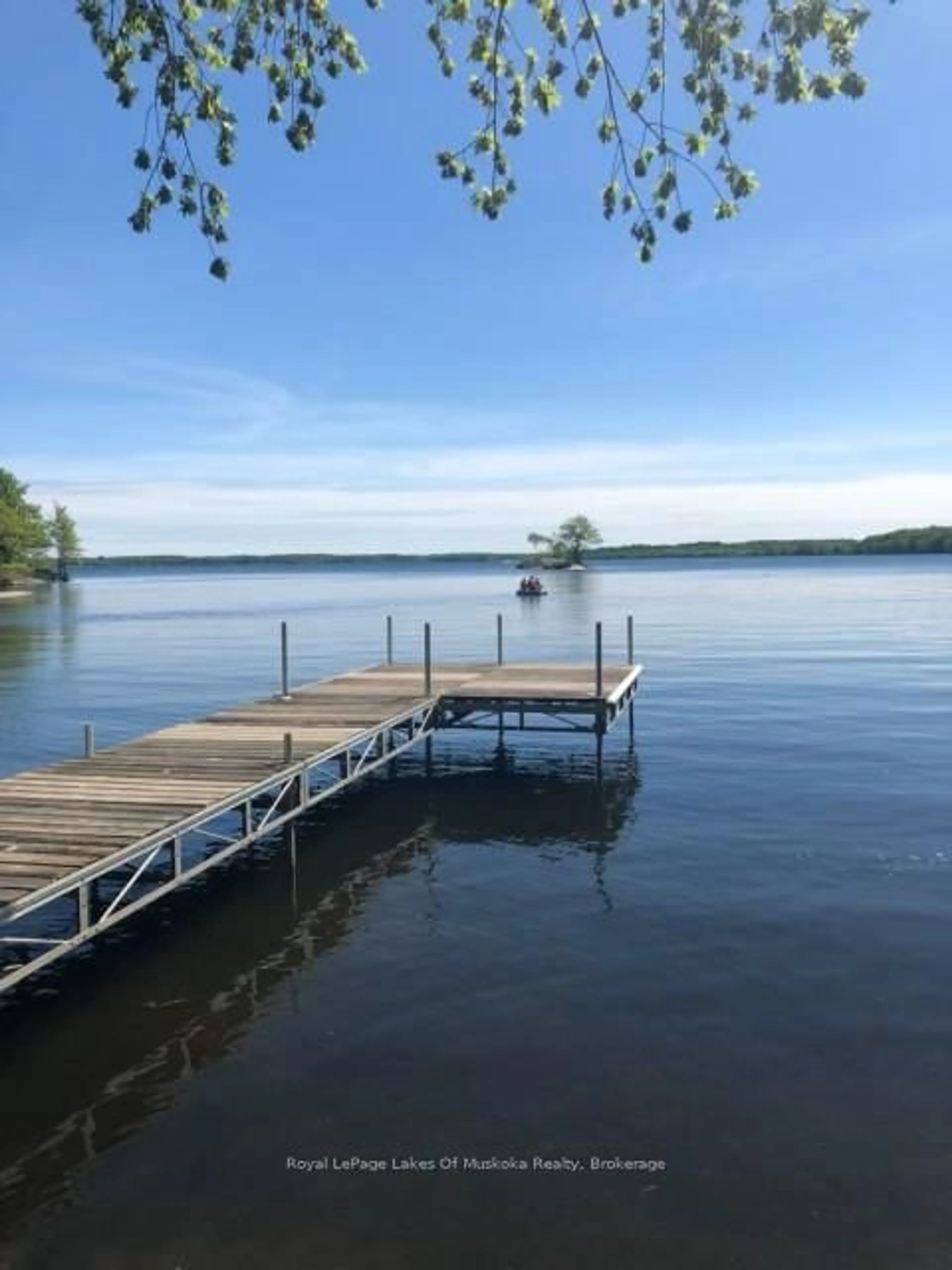 Patio, water/lake/river/ocean view for 3445 Southwood Beach Blvd, Ramara Ontario L0K 2B0