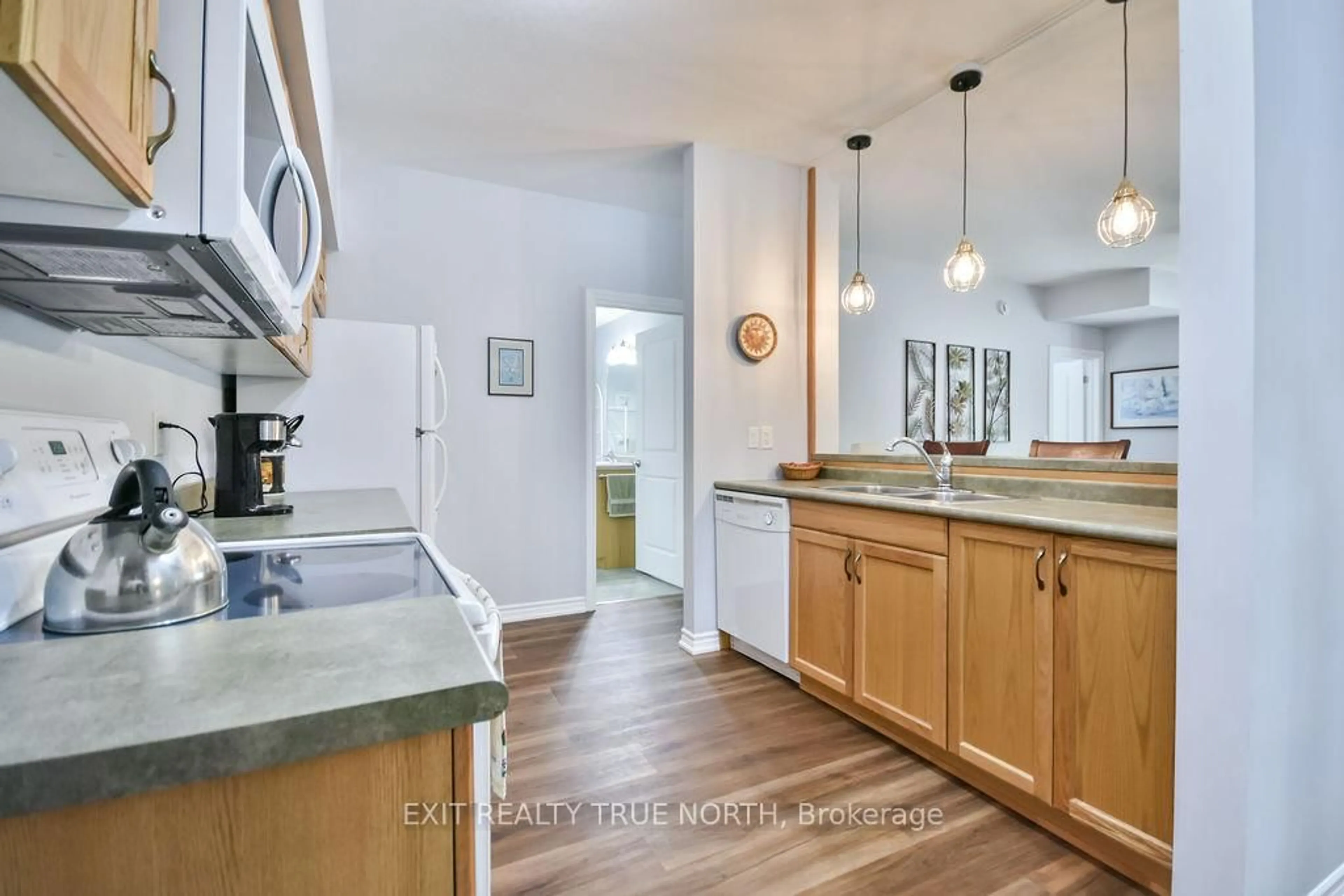 Open concept kitchen, unknown for 19B Yonge St #107, Springwater Ontario L0L 1P0