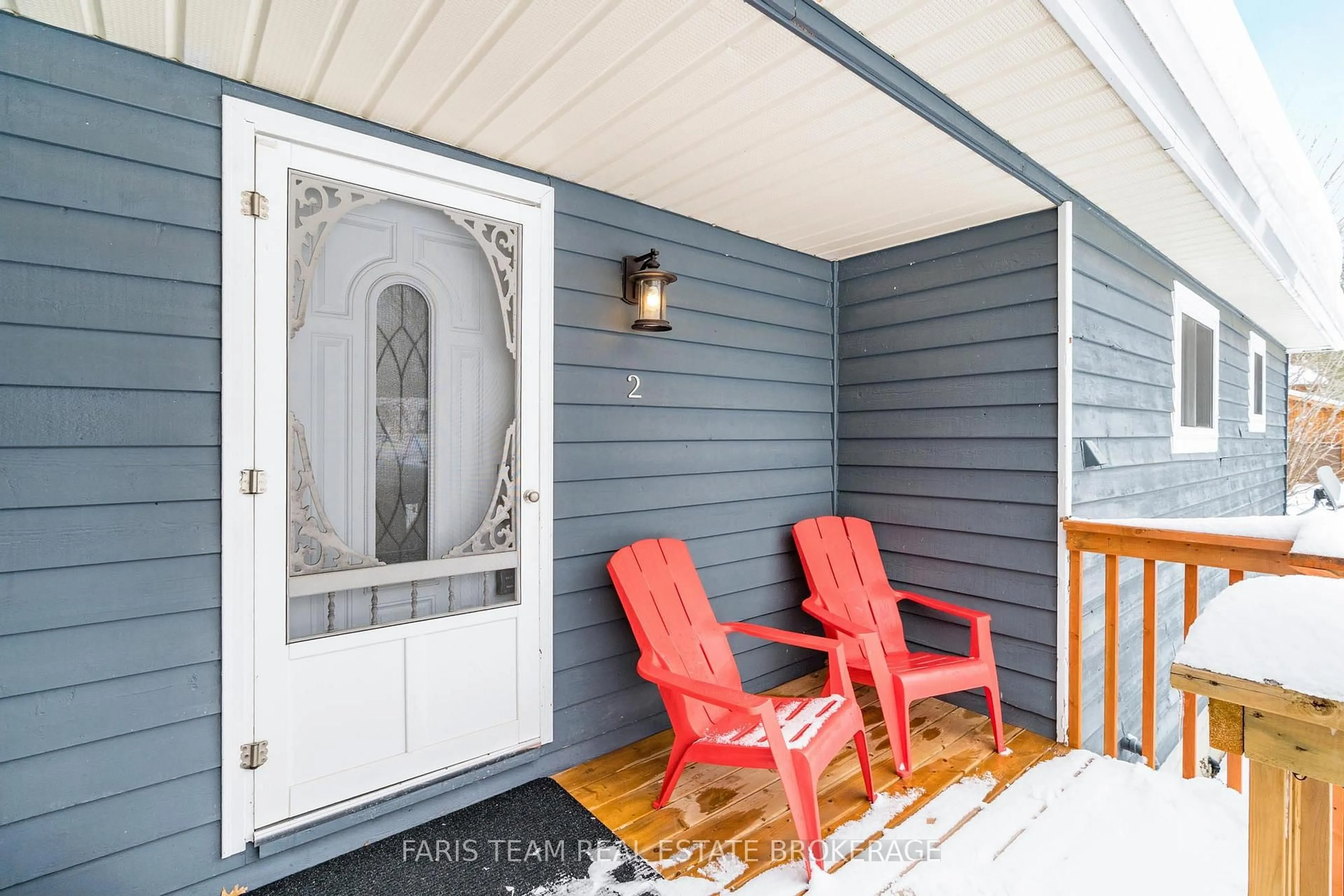 Unknown for 2 Ojibway Crt, Tiny Ontario L9M 0B2