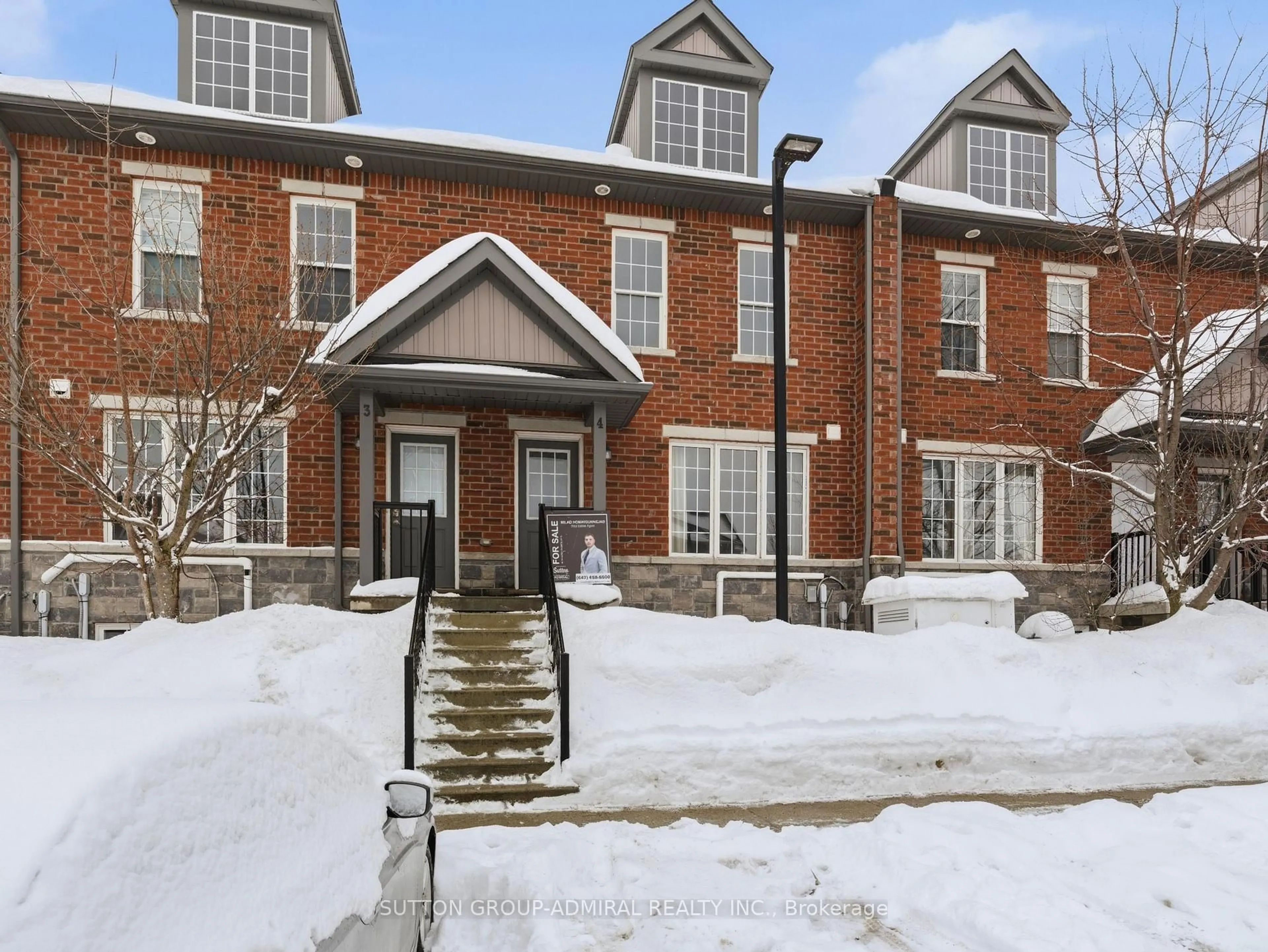 Unknown for 244 Penetanguishene Rd #4, Barrie Ontario L4M 7C2