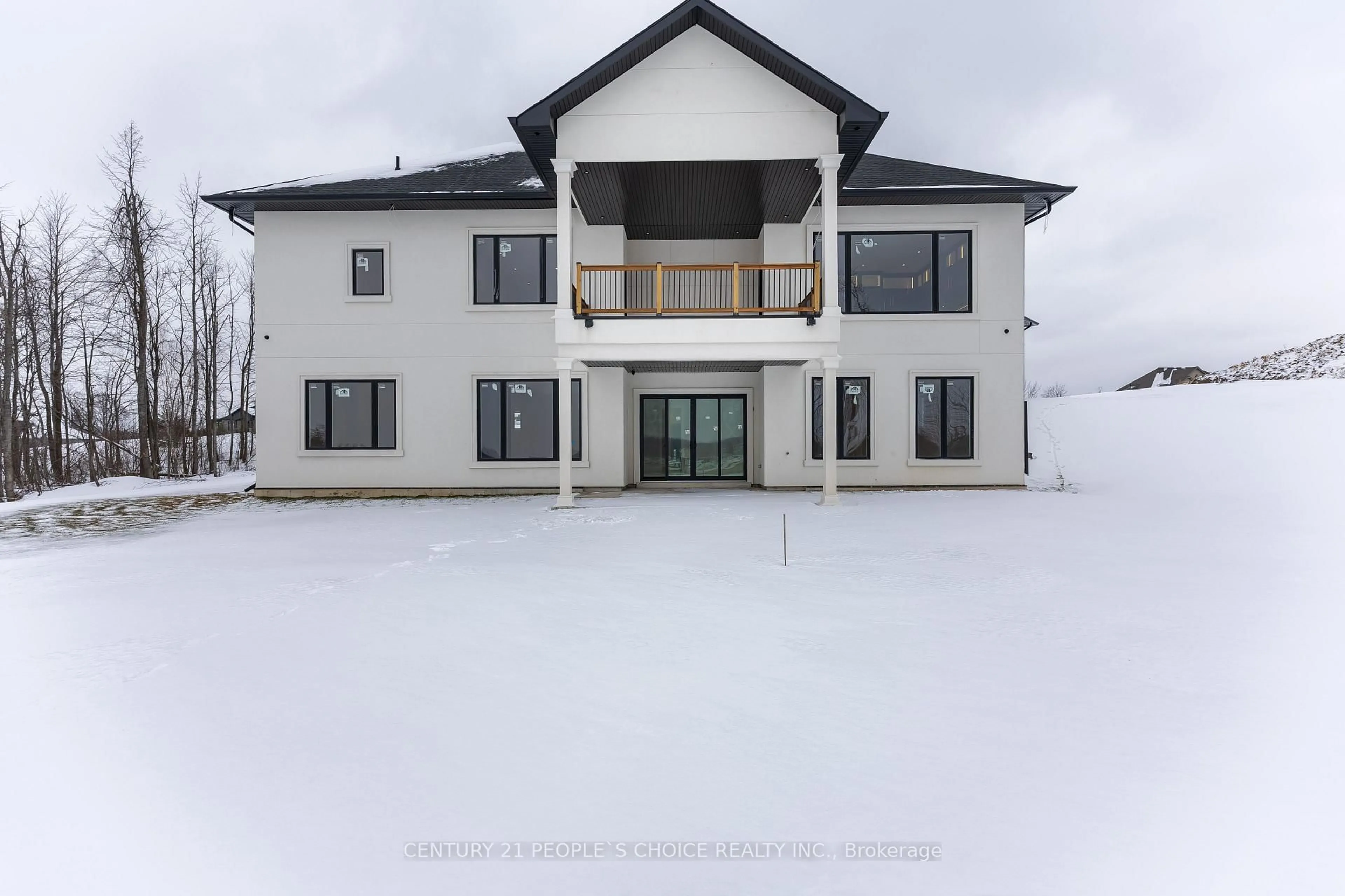 A pic from outside/outdoor area/front of a property/back of a property/a pic from drone, building for 11 Caldwell Dr, Oro-Medonte Ontario L0L 2L0