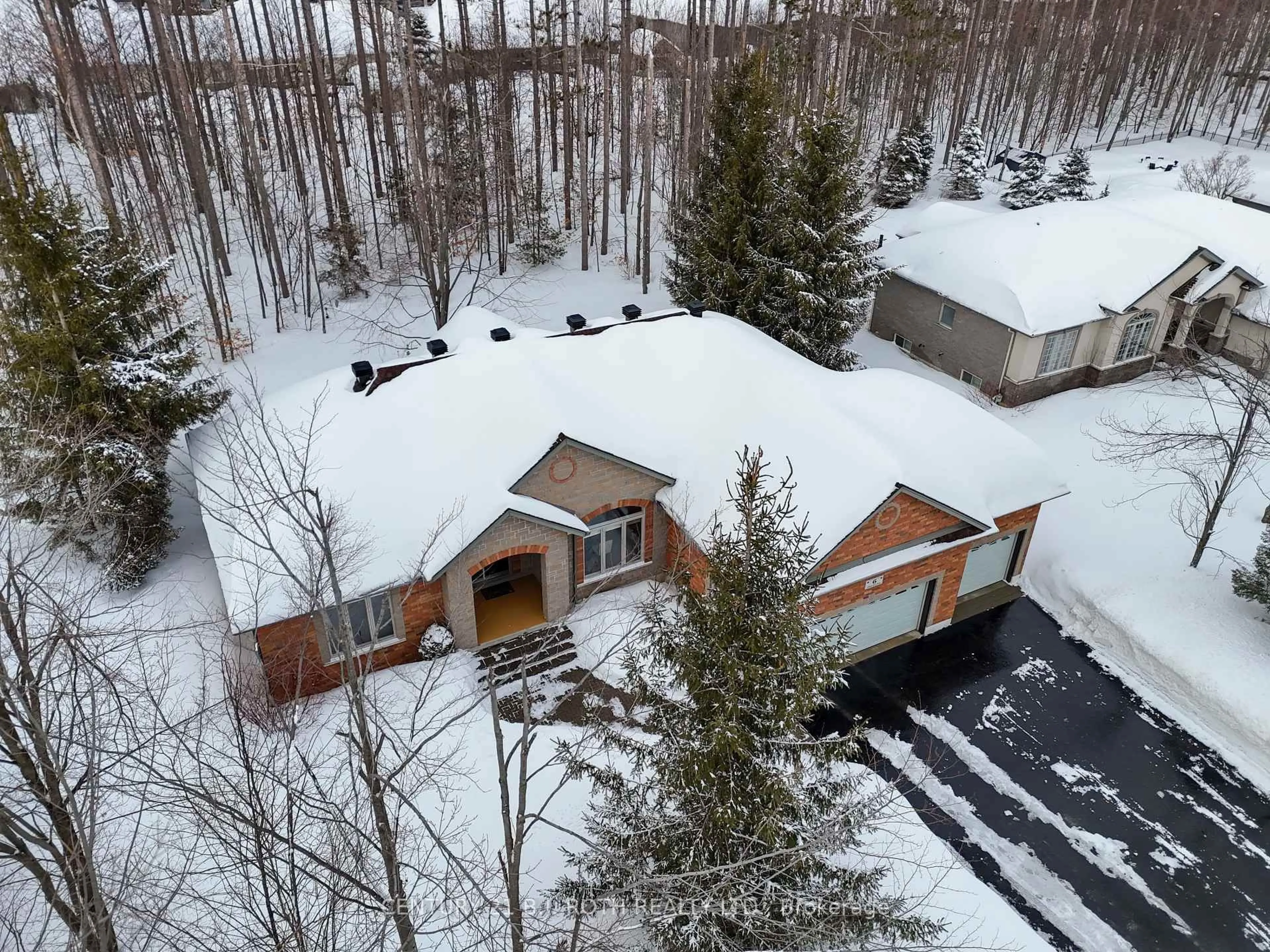A pic from outside/outdoor area/front of a property/back of a property/a pic from drone, unknown for 6 Lloyd Cook Dr, Springwater Ontario L4M 4S4