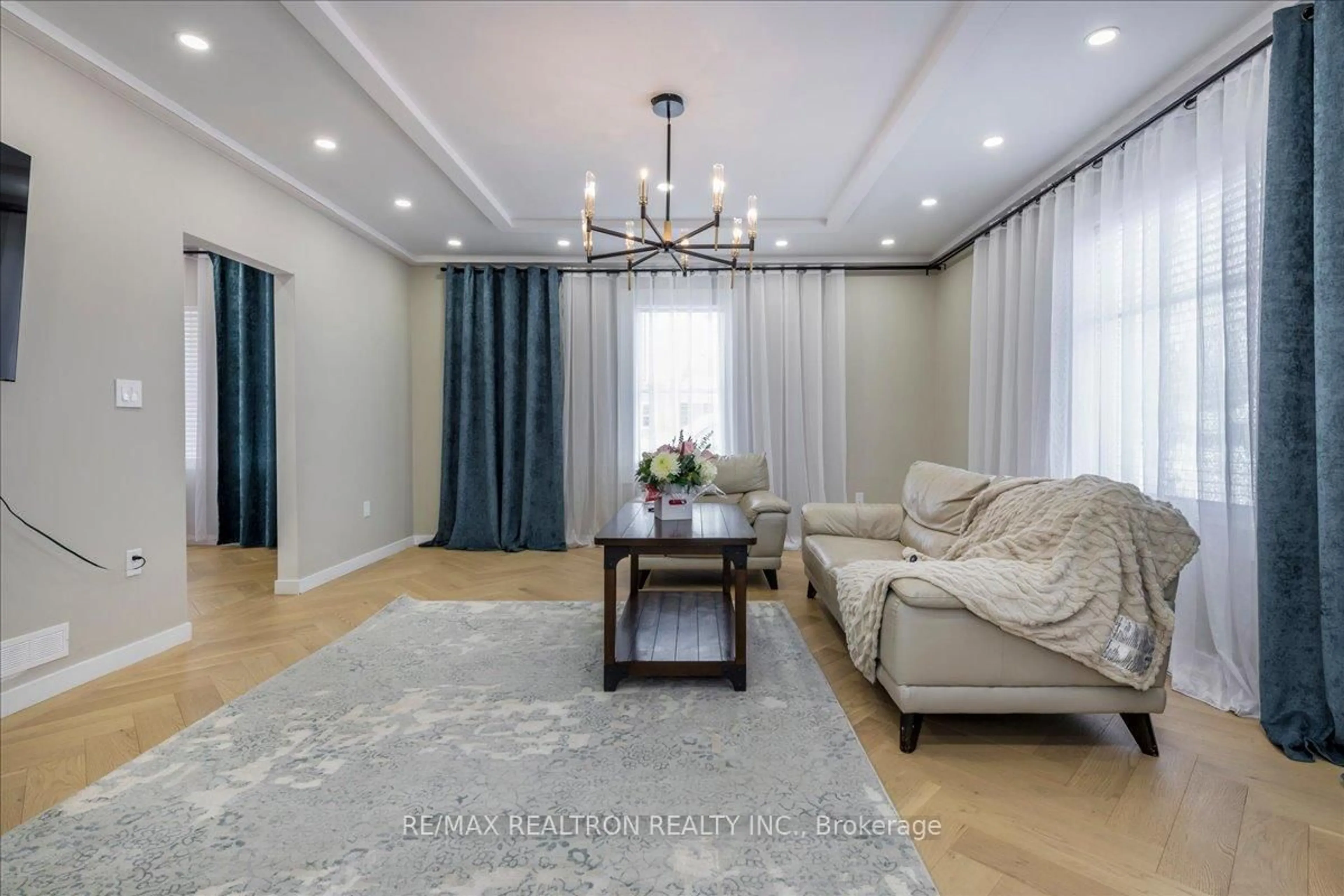 Living room with furniture, unknown for 119 Jephson St, Tay Ontario L0K 2A0