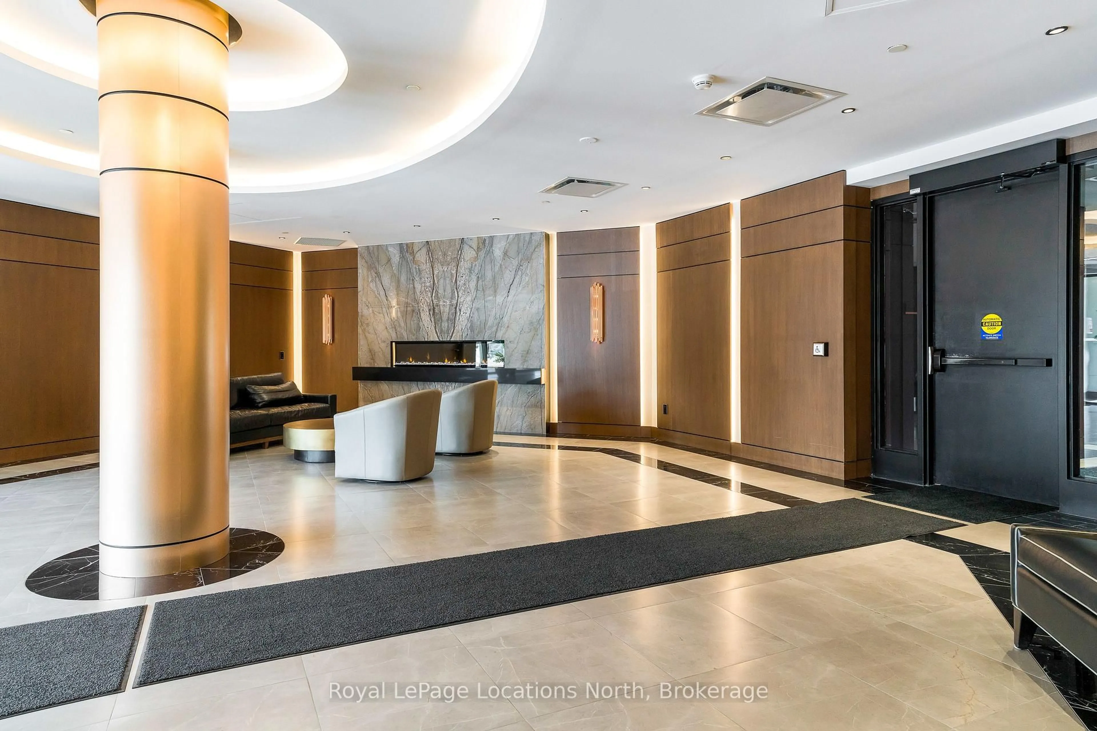 Lobby for 1 Hume St #326, Collingwood Ontario L9Y 0X3