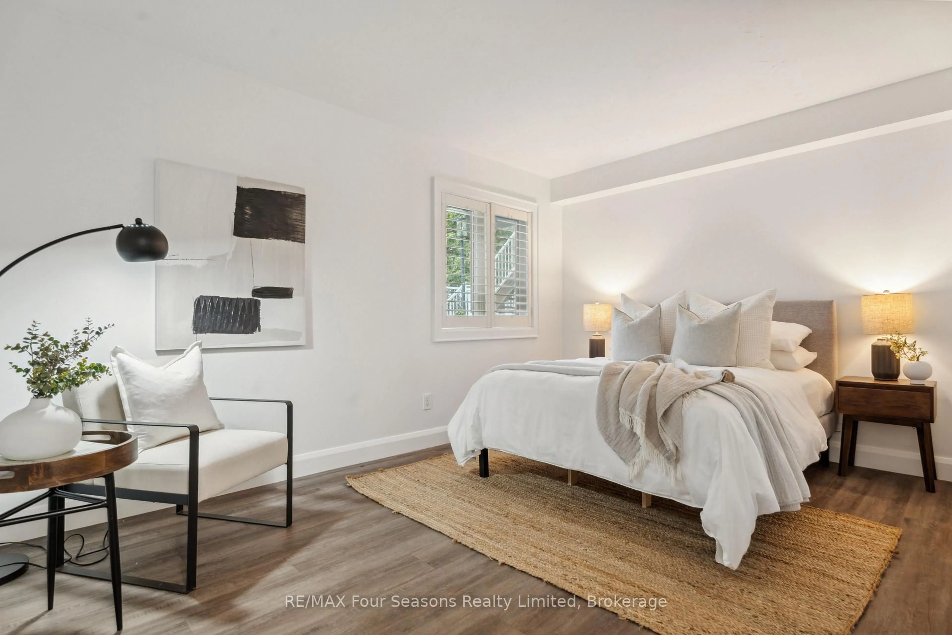 Bedroom with bed, unknown for 44 Trott Blvd #7, Collingwood Ontario L9Y 5B7