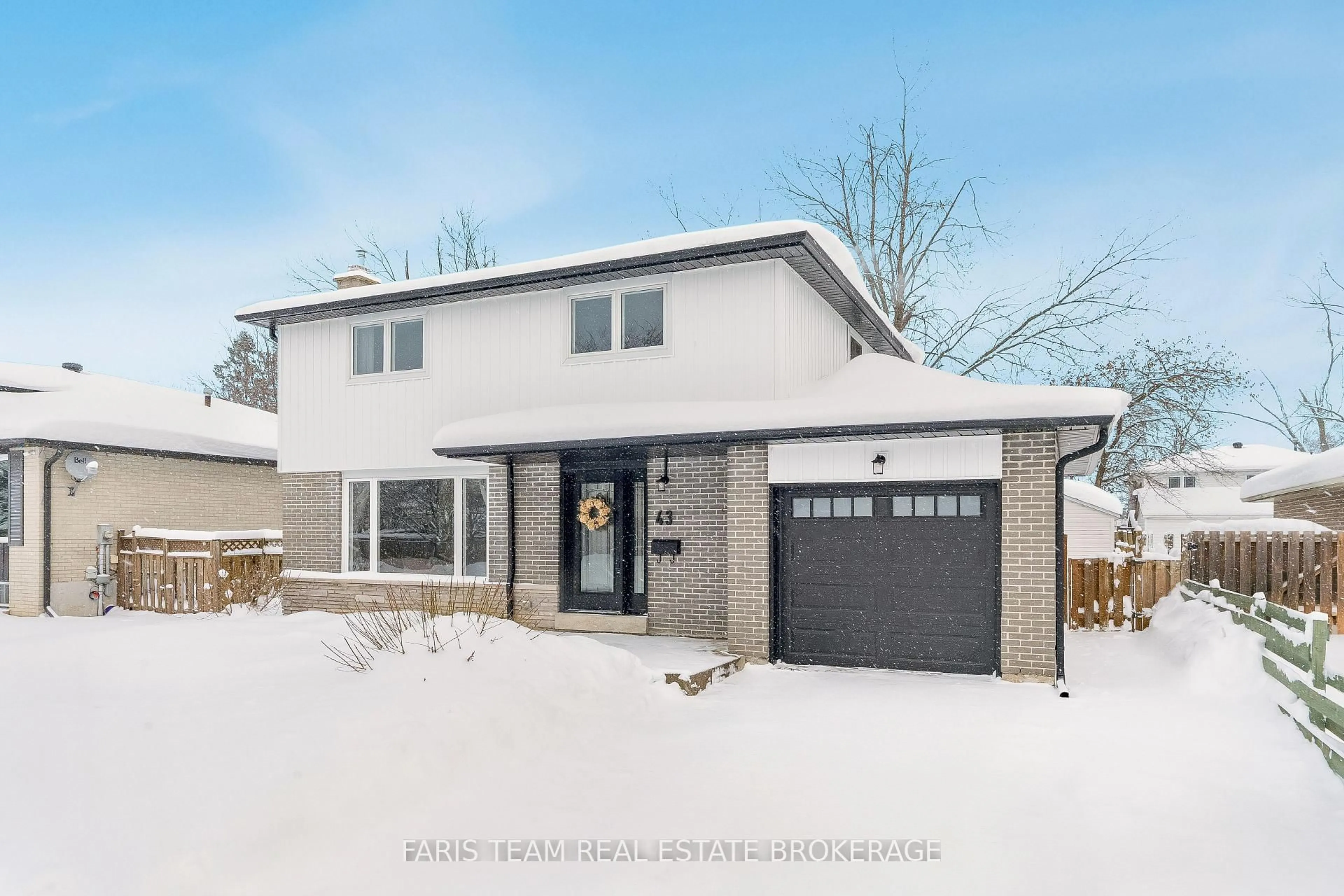 Home with brick exterior material, street for 43 Jeffrey St, Barrie Ontario L4M 4L4