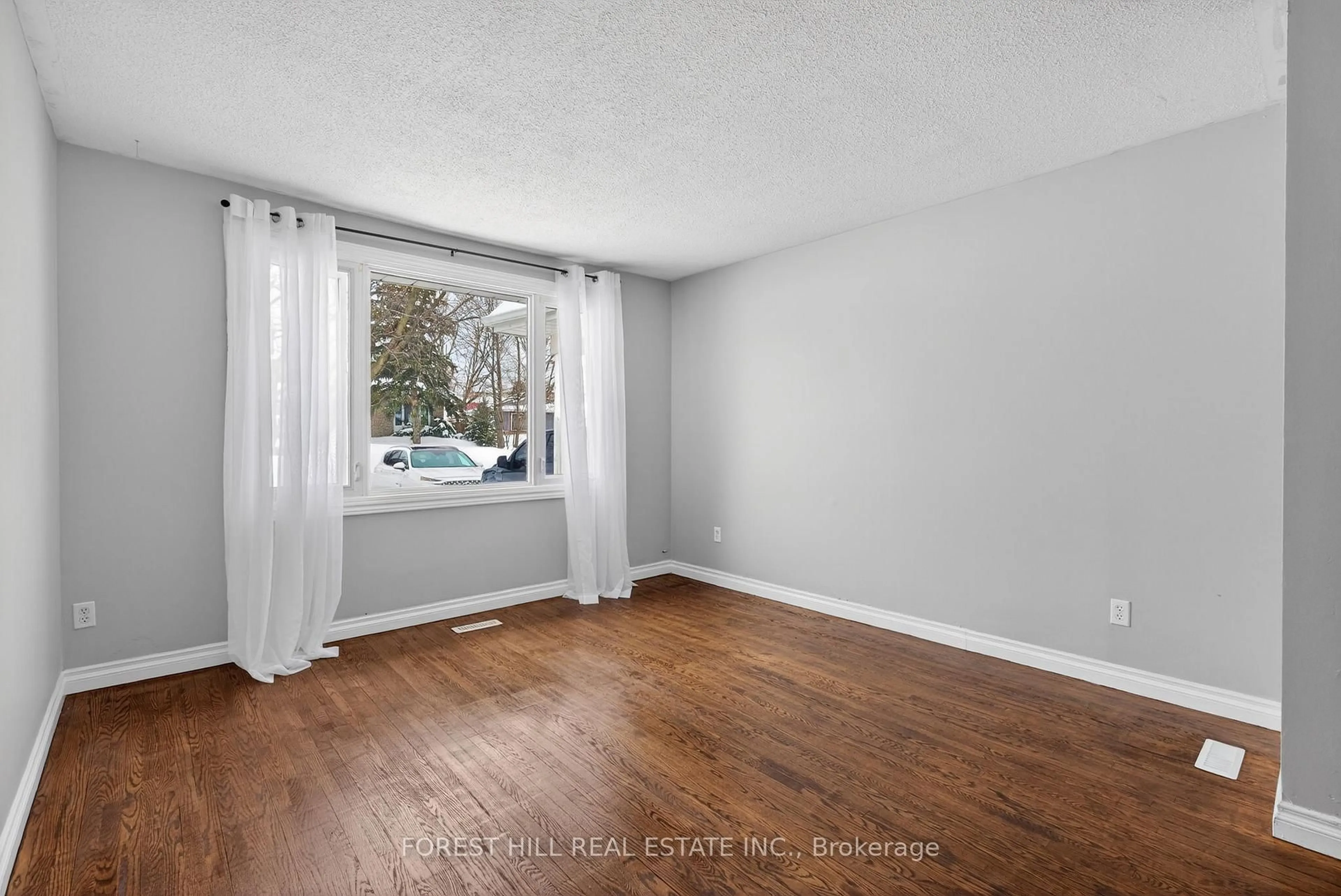A pic of a room for 35 Daphne Cres, Barrie Ontario L4M 2Y7