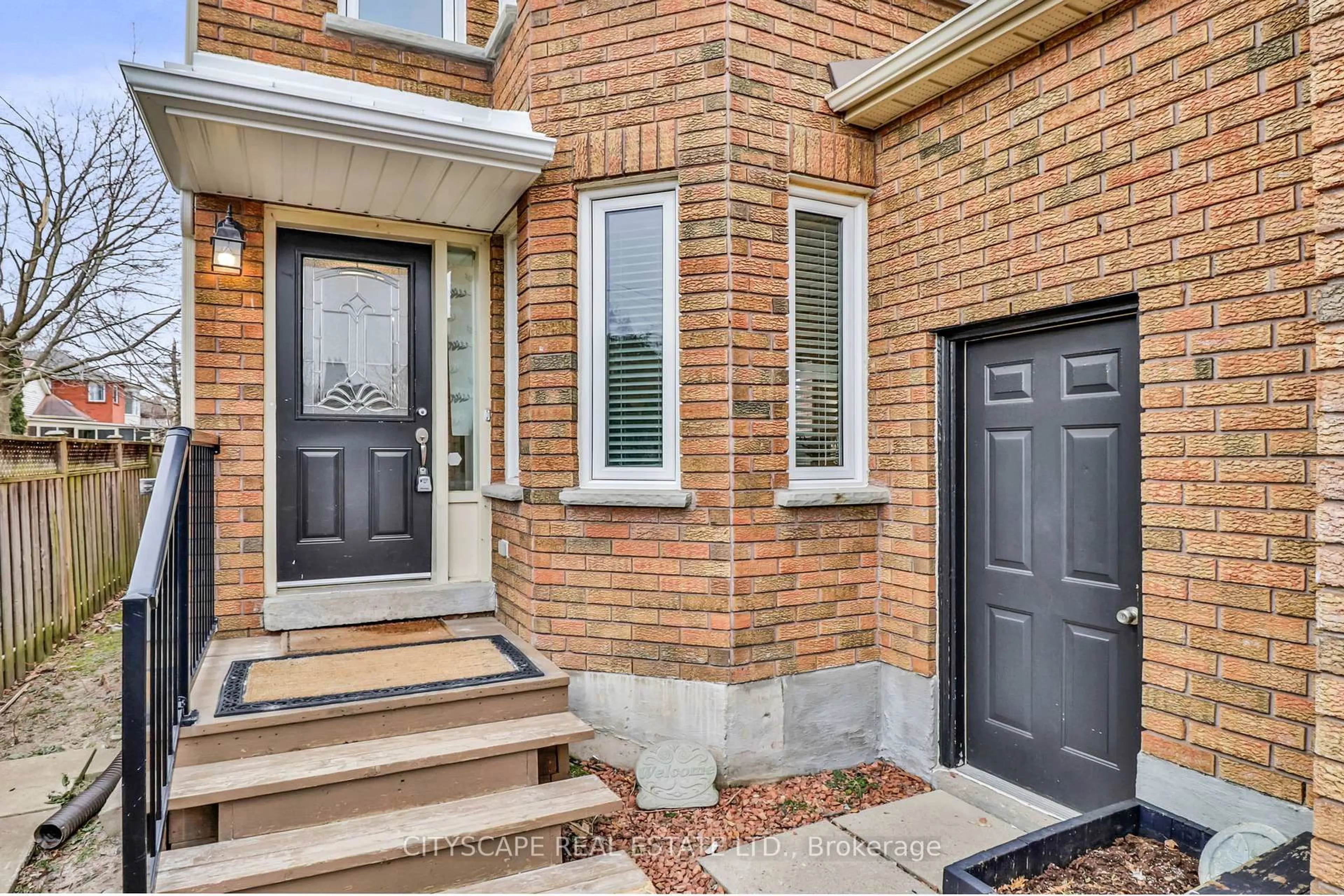 Home with brick exterior material, street for 79 Weatherup Cres, Barrie Ontario L4N 7J7