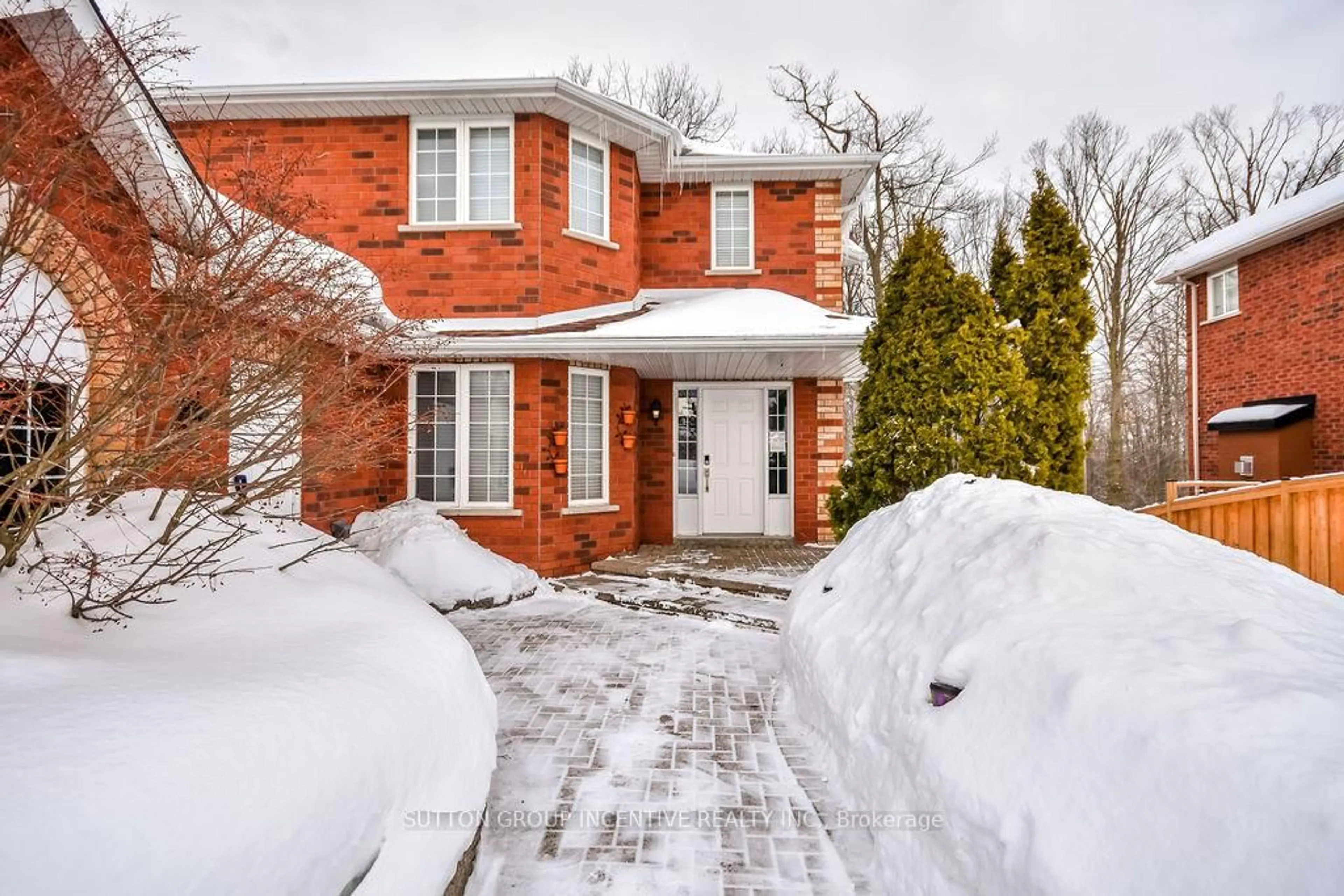 Home with brick exterior material, street for 36 Nicklaus Dr, Barrie Ontario L4M 6W5
