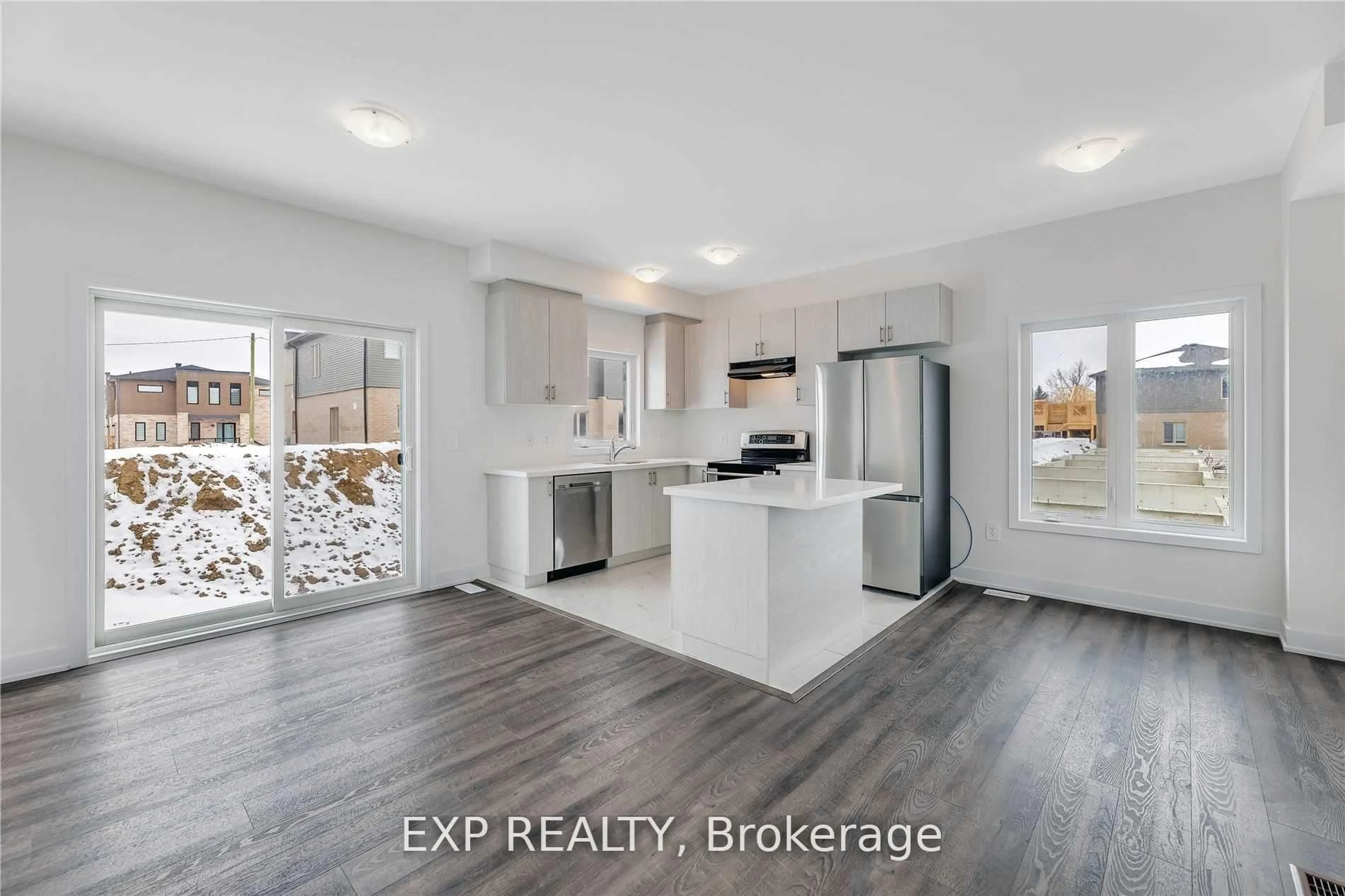 Open concept kitchen, ceramic/tile floor for 11 Evergreen Terr, Barrie Ontario L9J 0M6