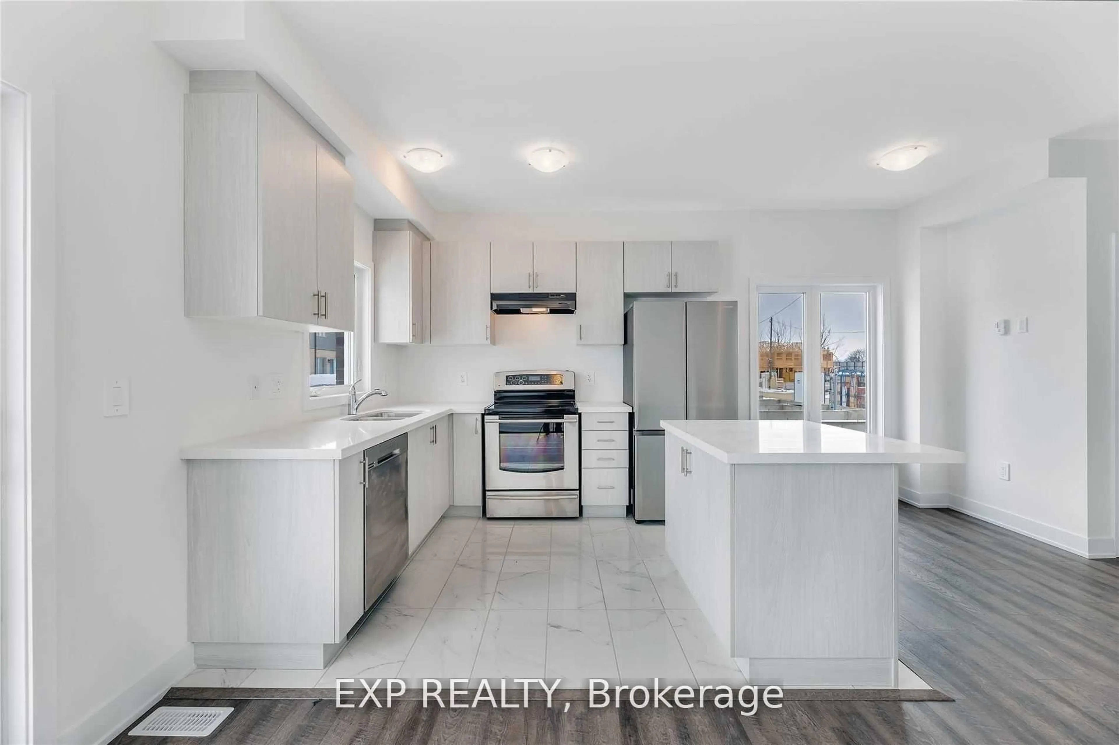 Open concept kitchen, ceramic/tile floor for 11 Evergreen Terr, Barrie Ontario L9J 0M6