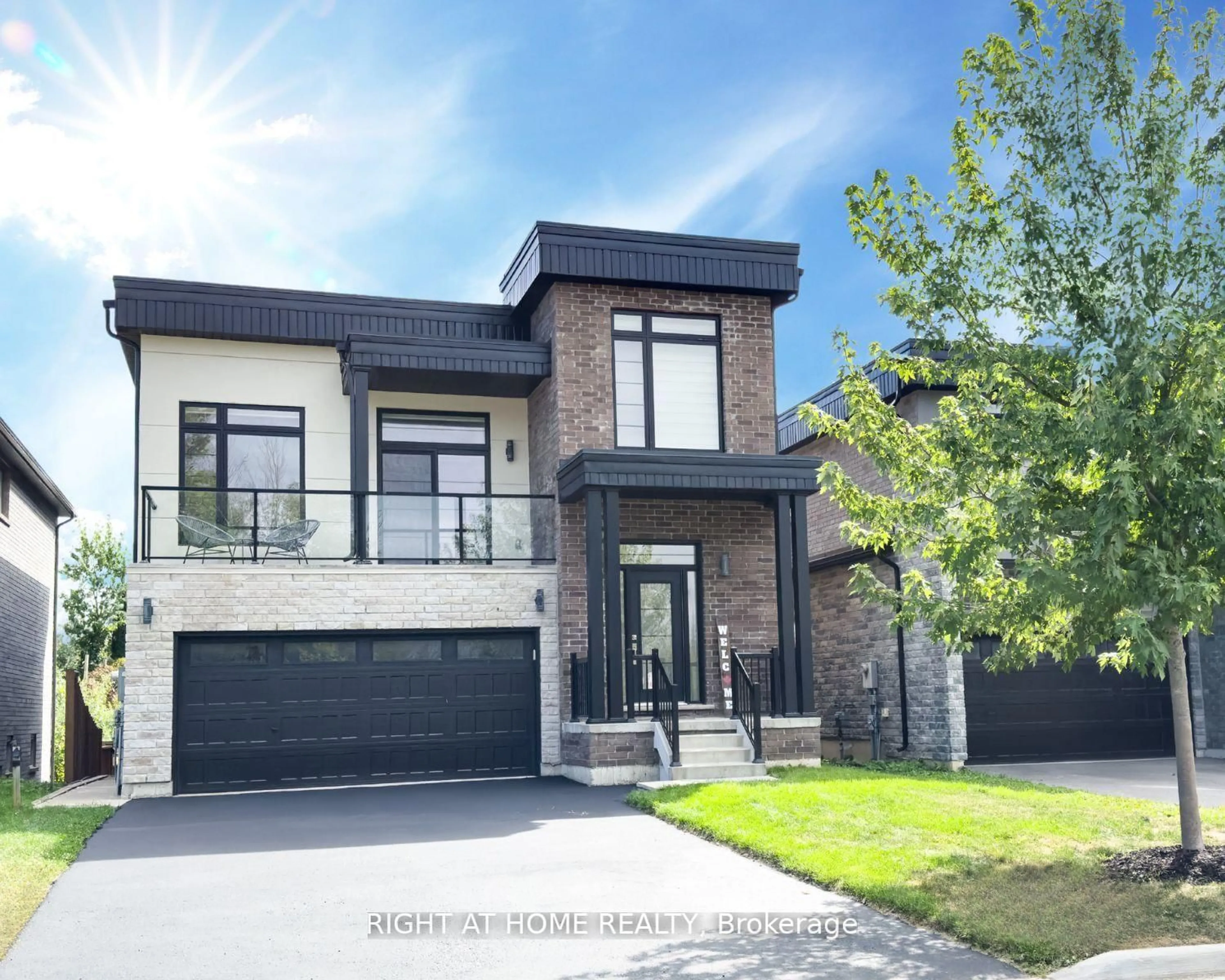 Home with brick exterior material, street for 8 Greenwich St, Barrie Ontario L4N 7R1