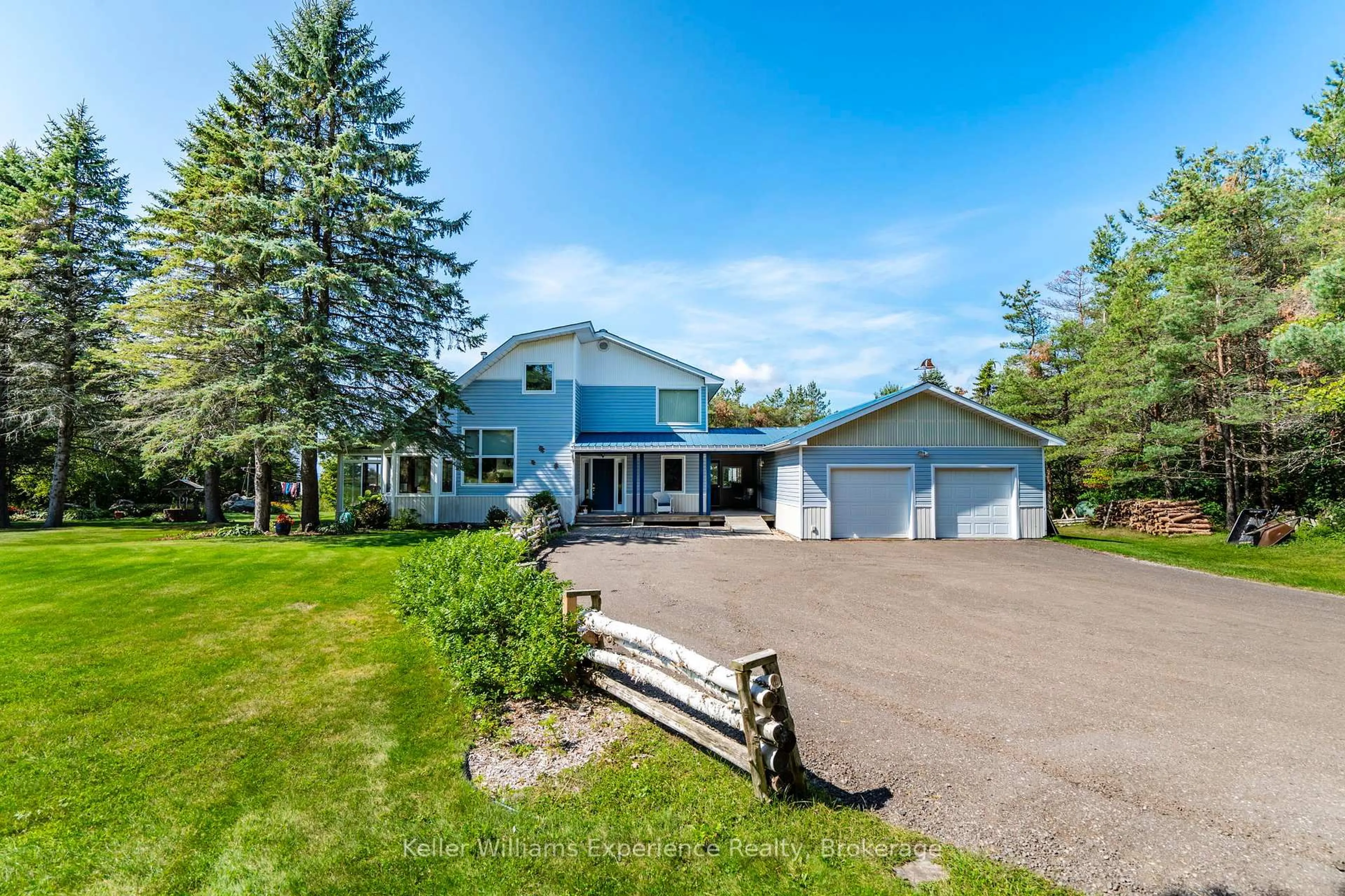 A pic from outside/outdoor area/front of a property/back of a property/a pic from drone, unknown for 257 15 Concession, Tiny Ontario L9M 0N5