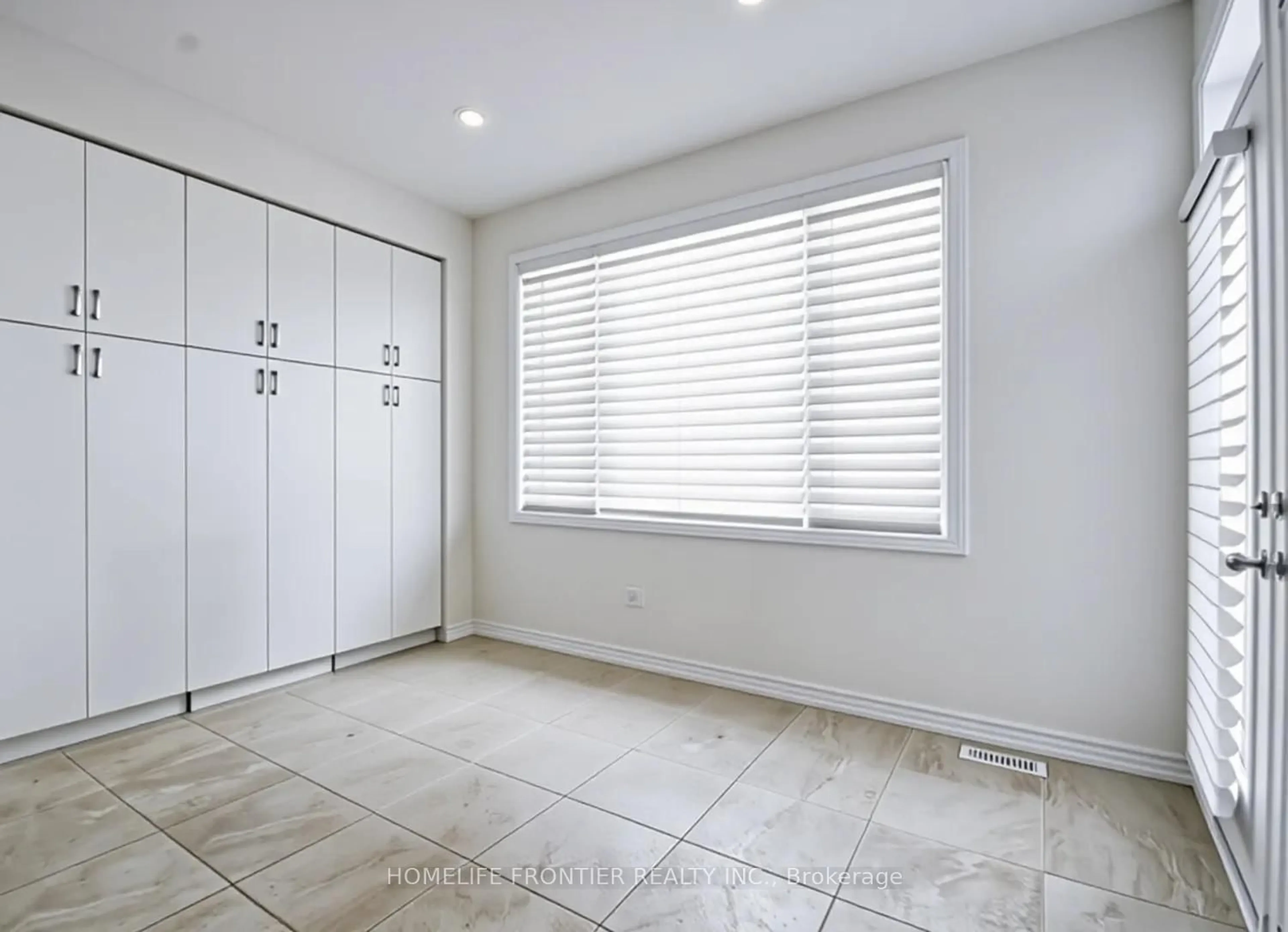 Unknown for 27 Bannister Rd, Barrie Ontario L9J 0L5