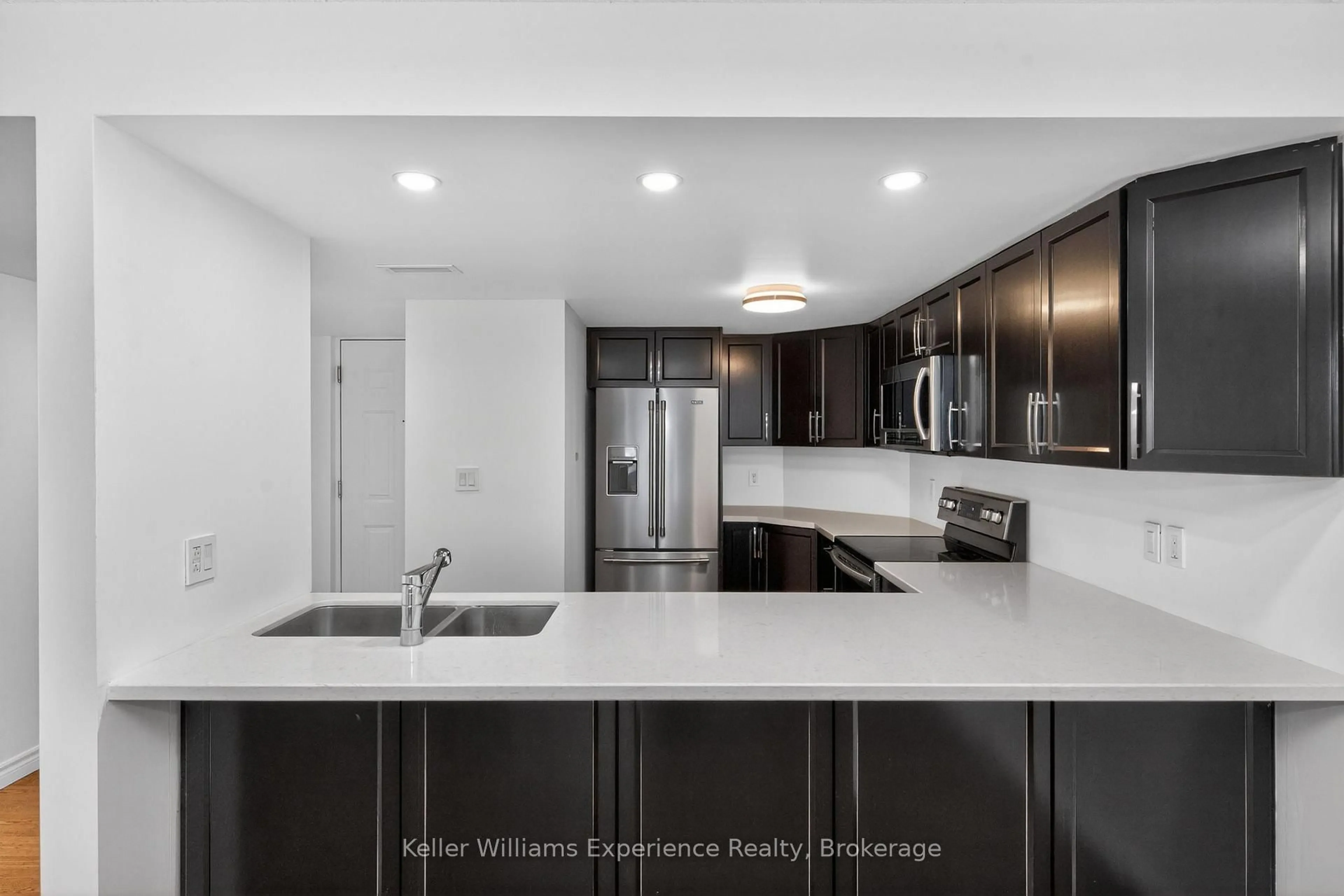 Unknown for 11 Beck Blvd #404, Penetanguishene Ontario L9M 2G1