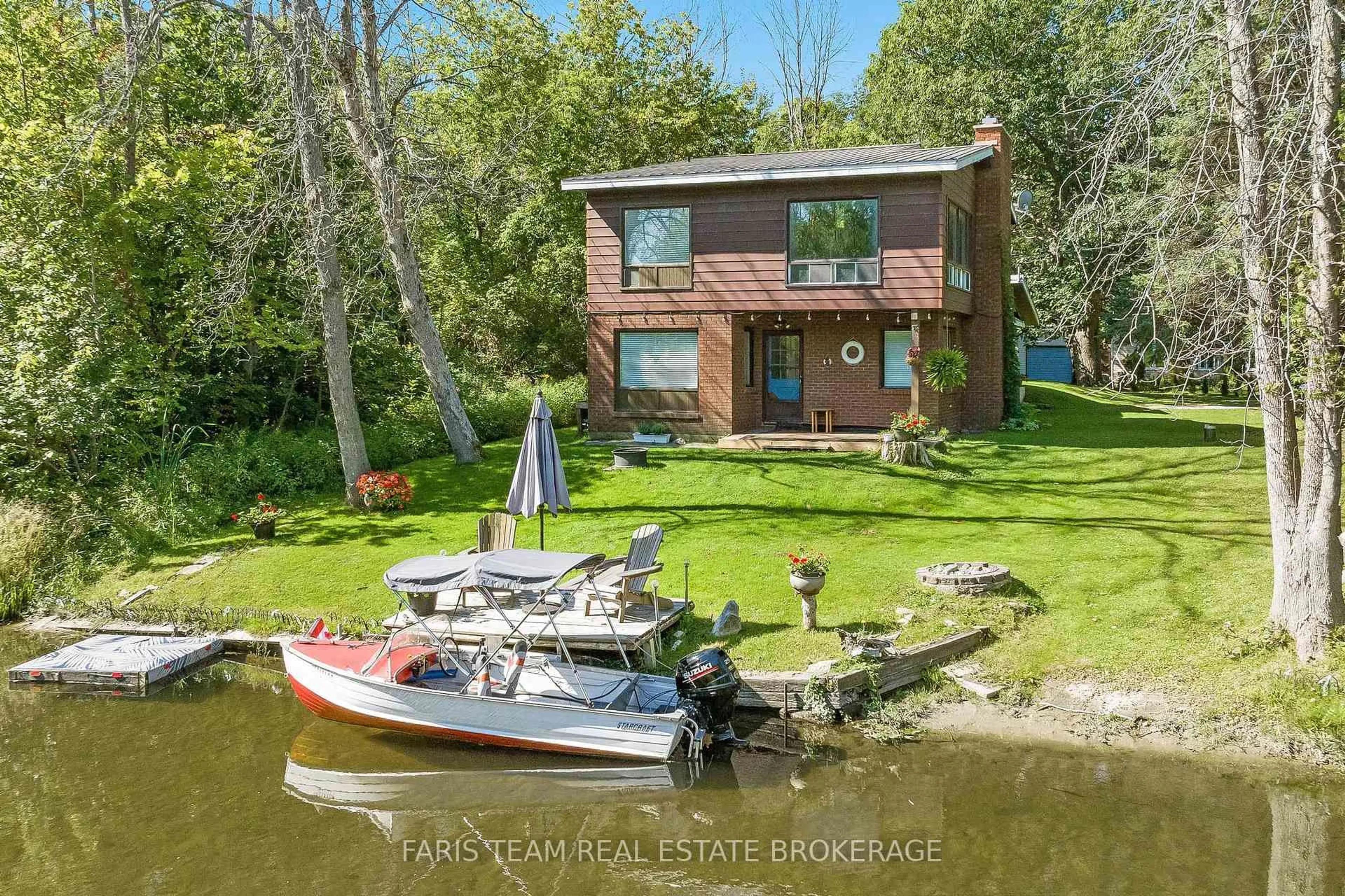 A pic from outside/outdoor area/front of a property/back of a property/a pic from drone, water/lake/river/ocean view for 54 Hearthstone Dr, Tay Ontario L0K 2C0