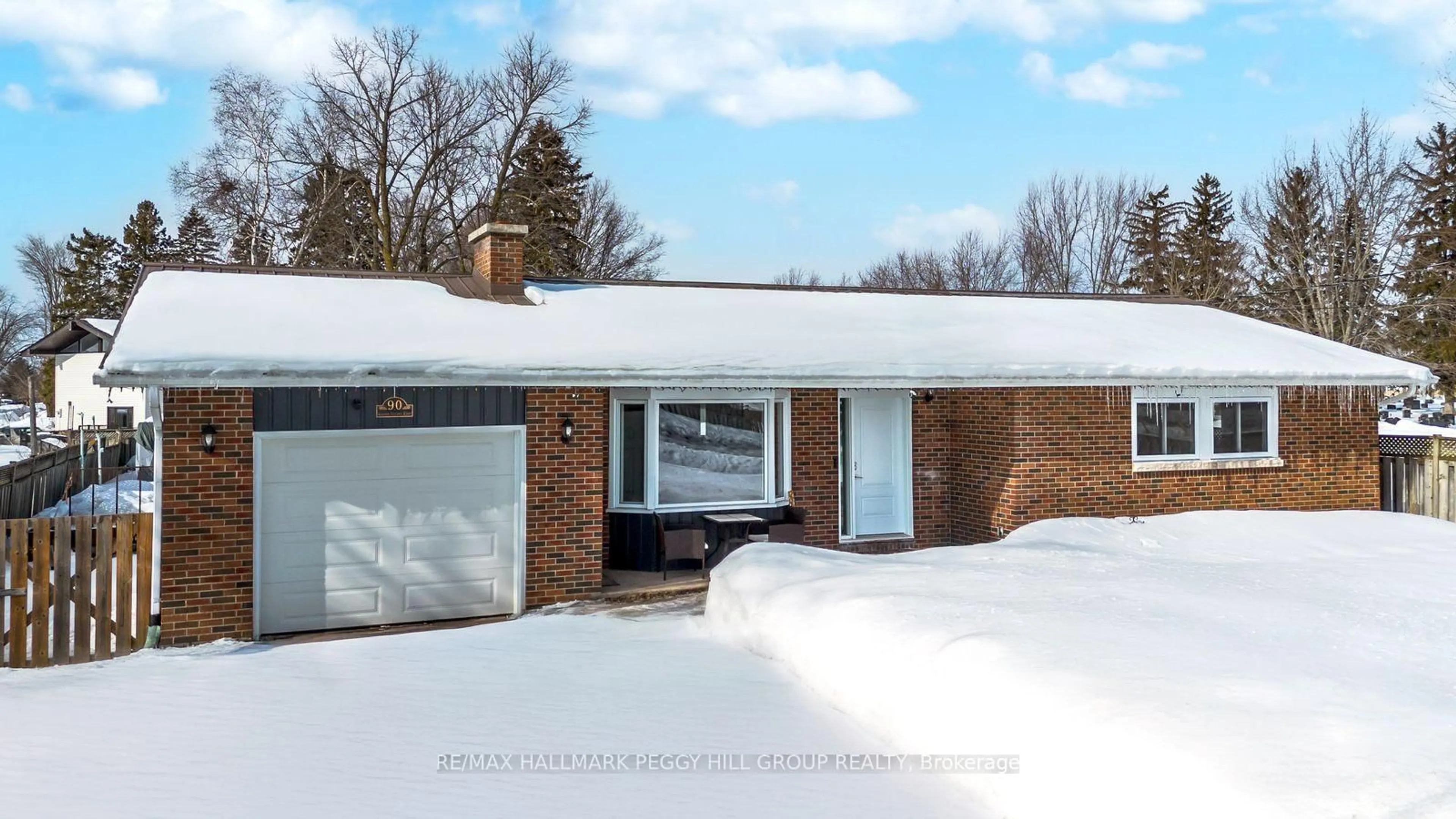 Unknown for 90 Queen St, Springwater Ontario L0L 1P0