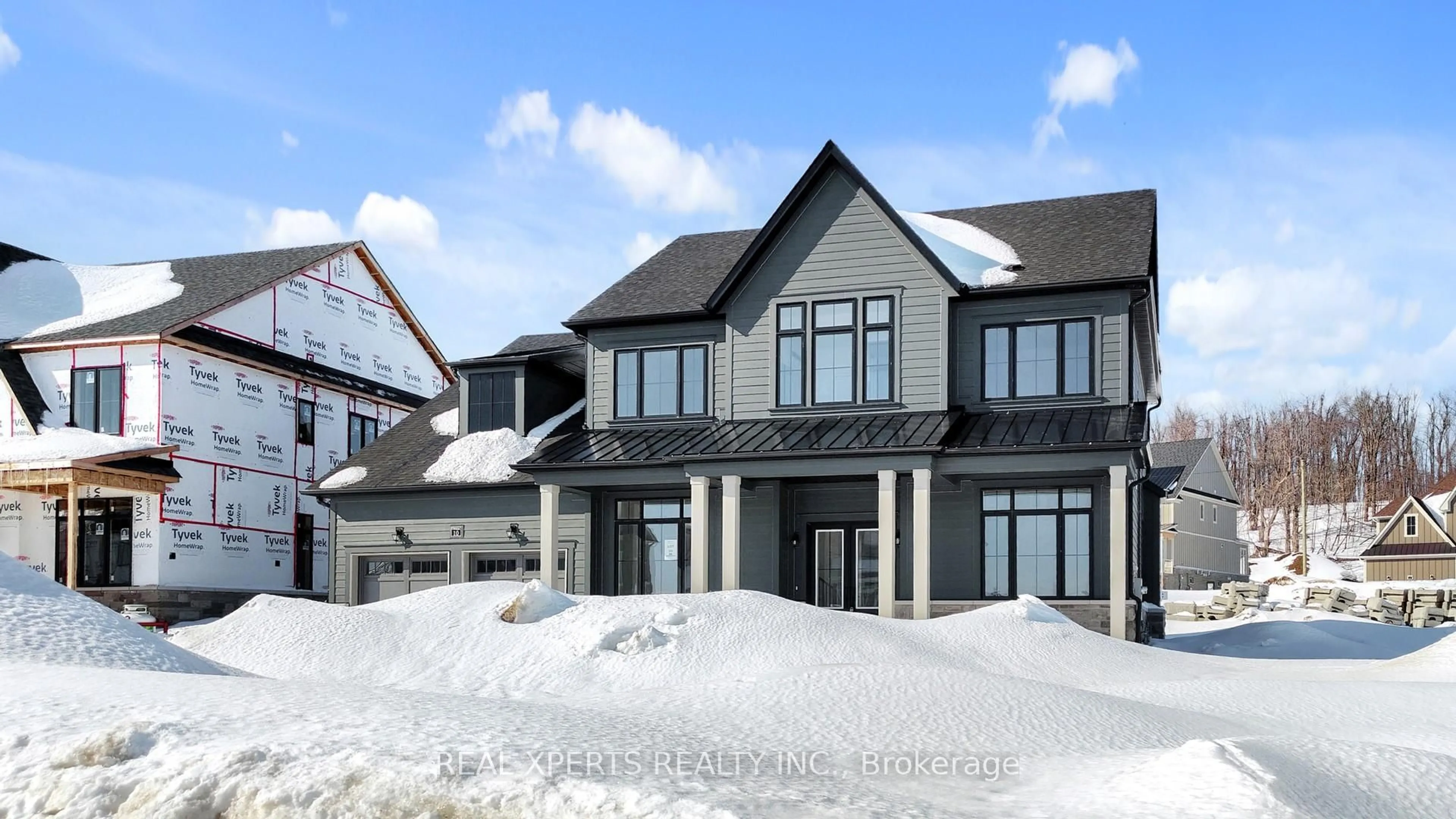 Home with brick exterior material, unknown for 10 Aldwinckle Ave, Oro-Medonte Ontario L0L 2L0