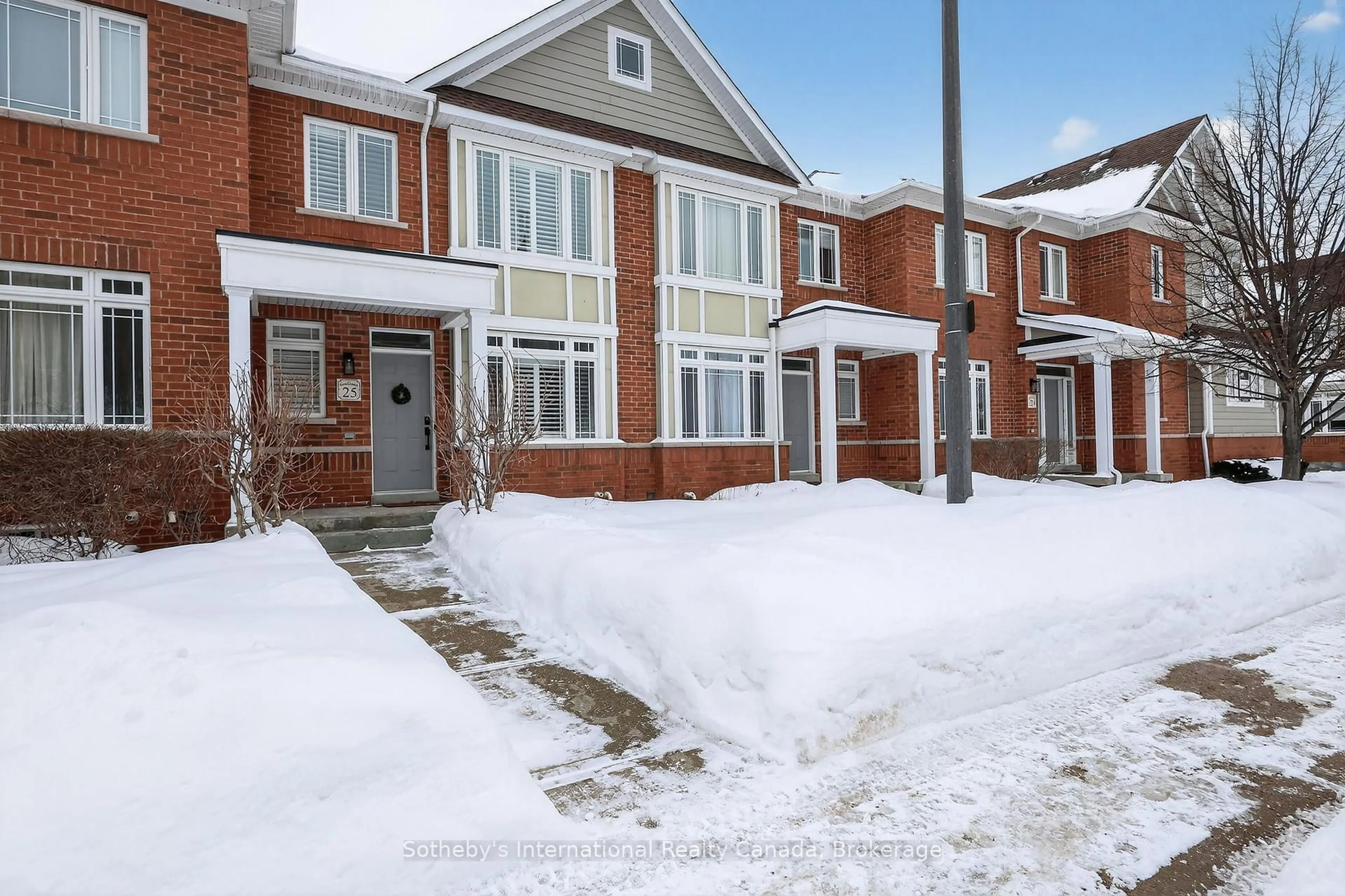 Unknown for 25 North Maple St, Collingwood Ontario L9Y 0J8