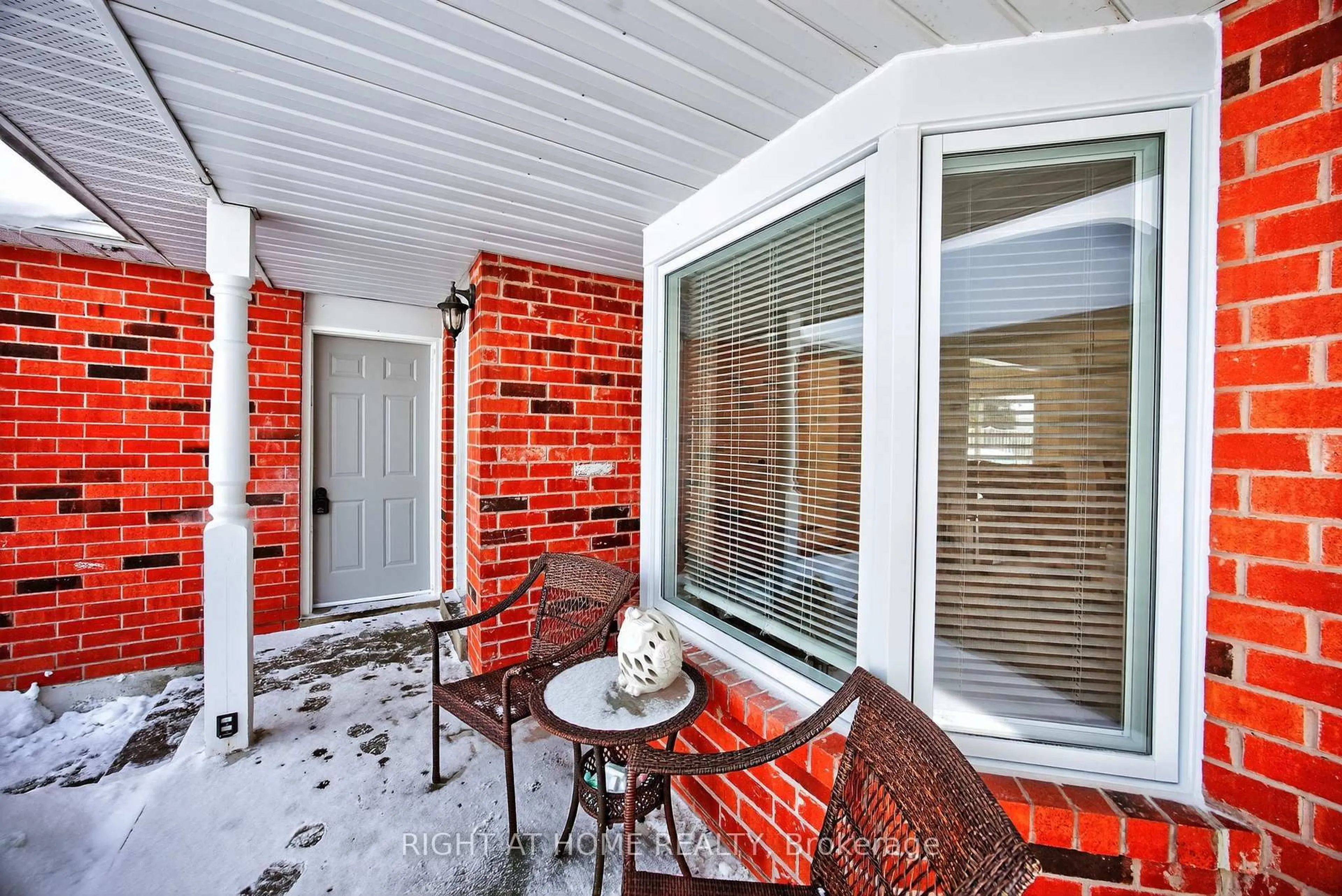 Patio, street for 51 Copeman Cres, Barrie Ontario L4N 8B4
