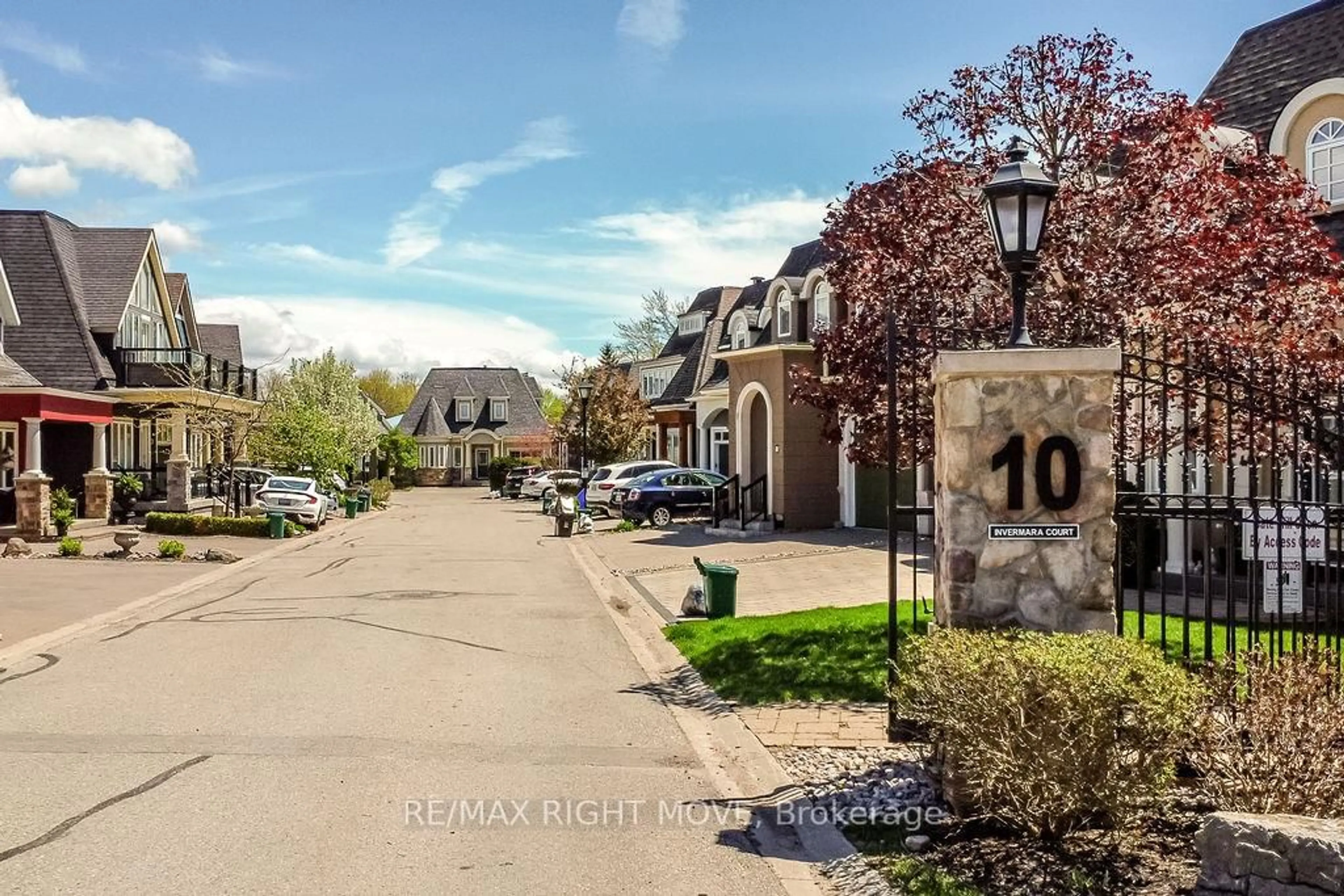 Unknown for 10 INVERMARA Crt #28, Orillia Ontario L3V 0B7