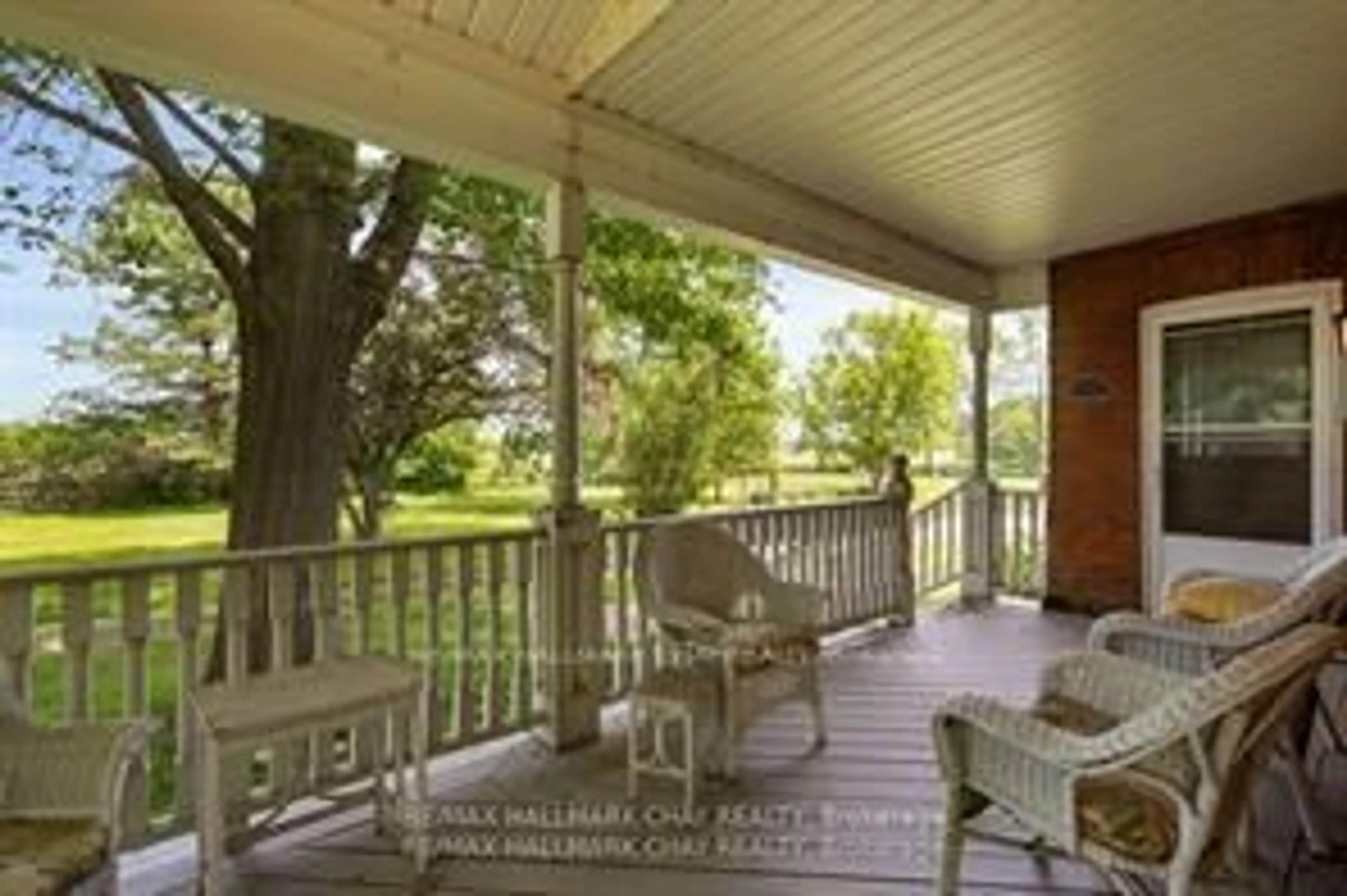 Patio, street for 1407 Flos 8 Rd, Springwater Ontario L0L 1P0