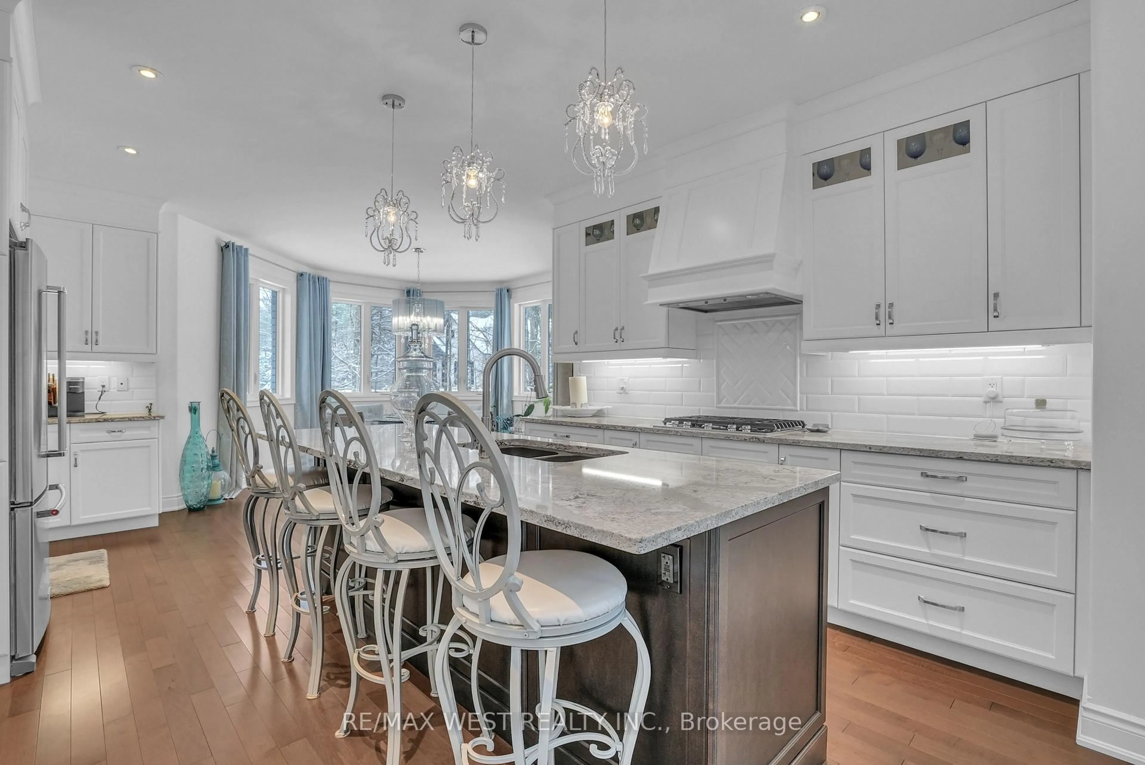 Contemporary kitchen, ceramic/tile floor for 2 Sycamore Circ, Springwater Ontario L0L 2K0