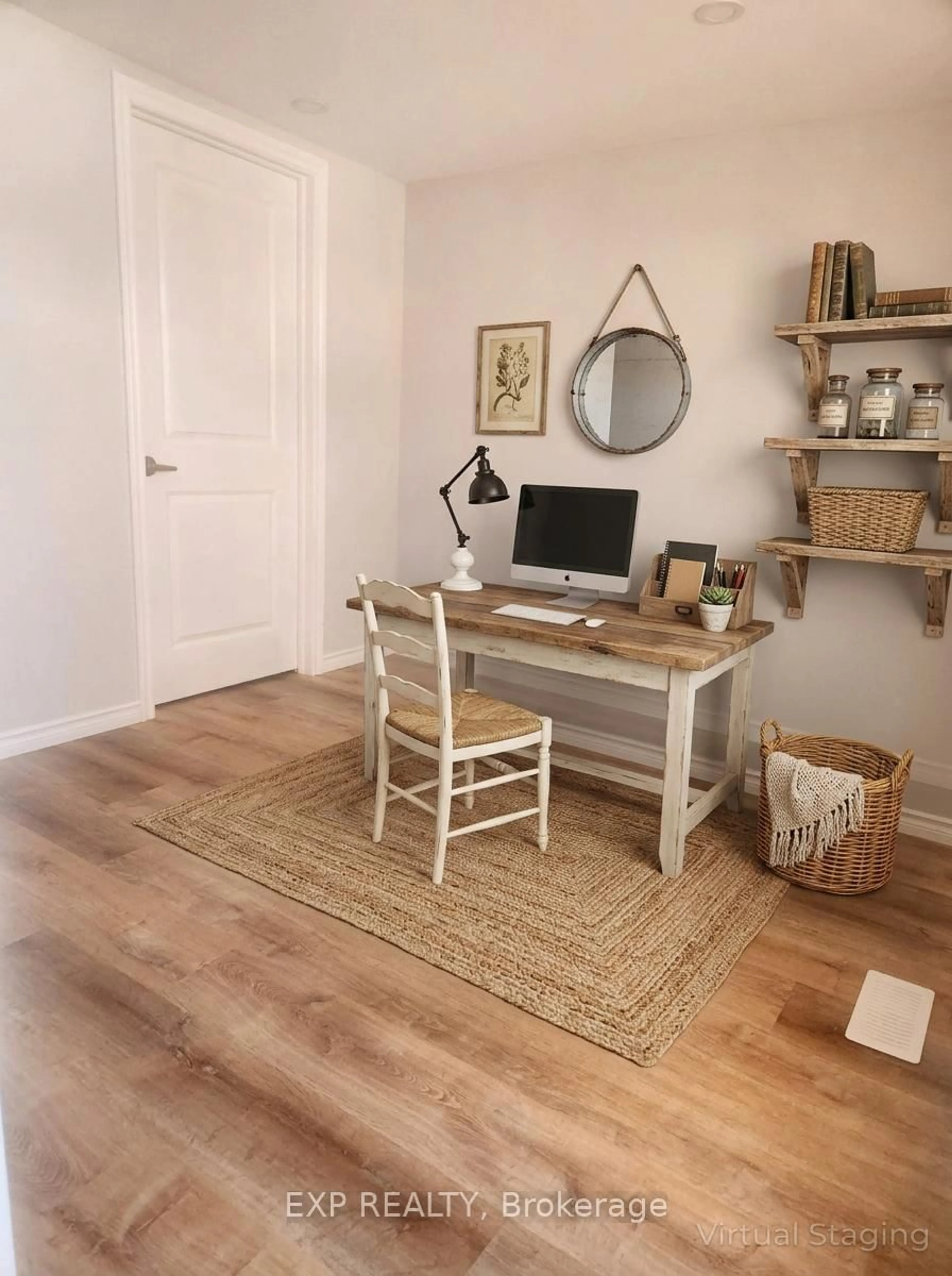 A pic of a room for 71 Lakeshore Rd, Oro-Medonte Ontario L0L 2E0