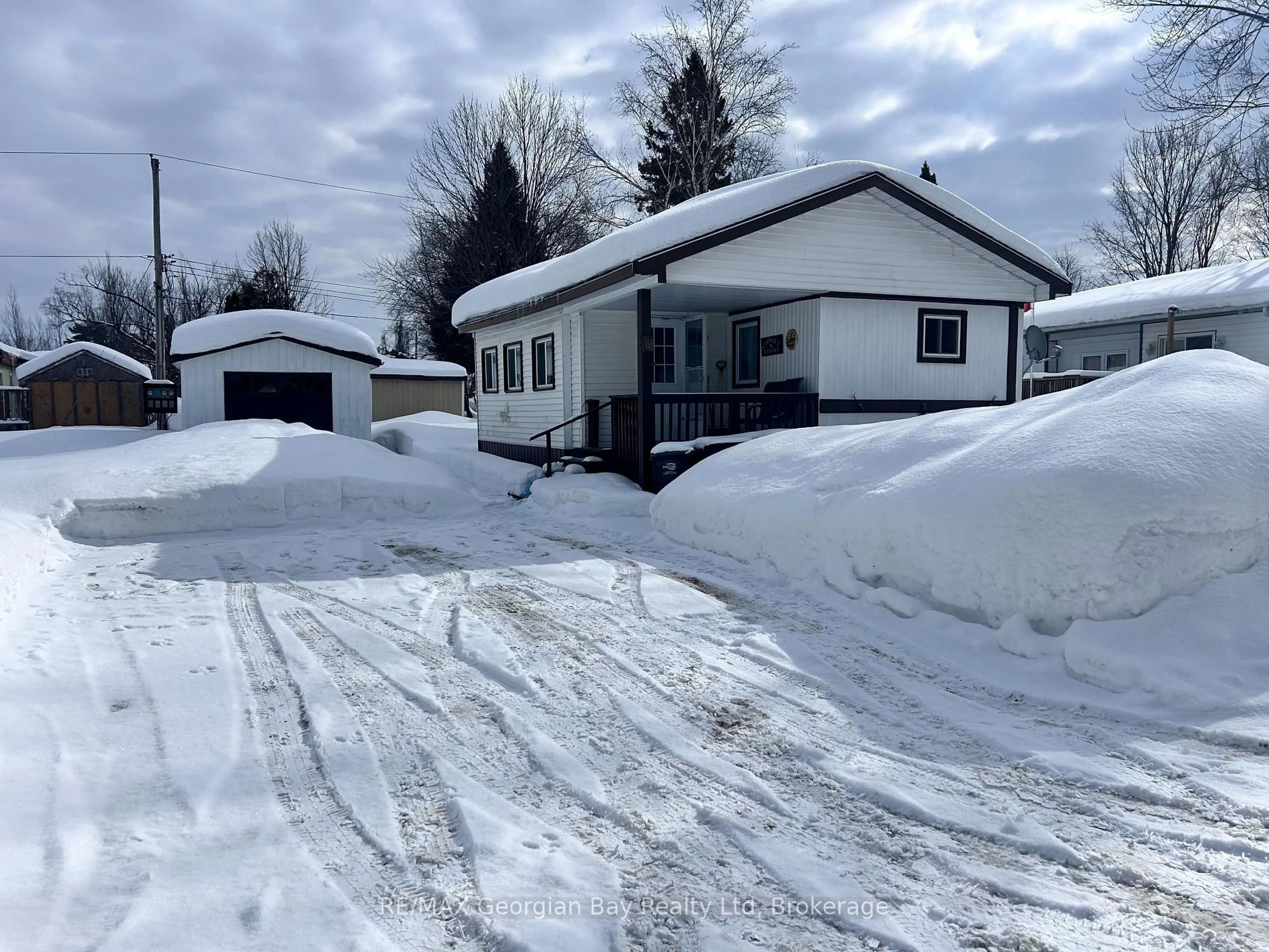 Unknown for 3 Northland Rd, Midland Ontario L4R 0B9