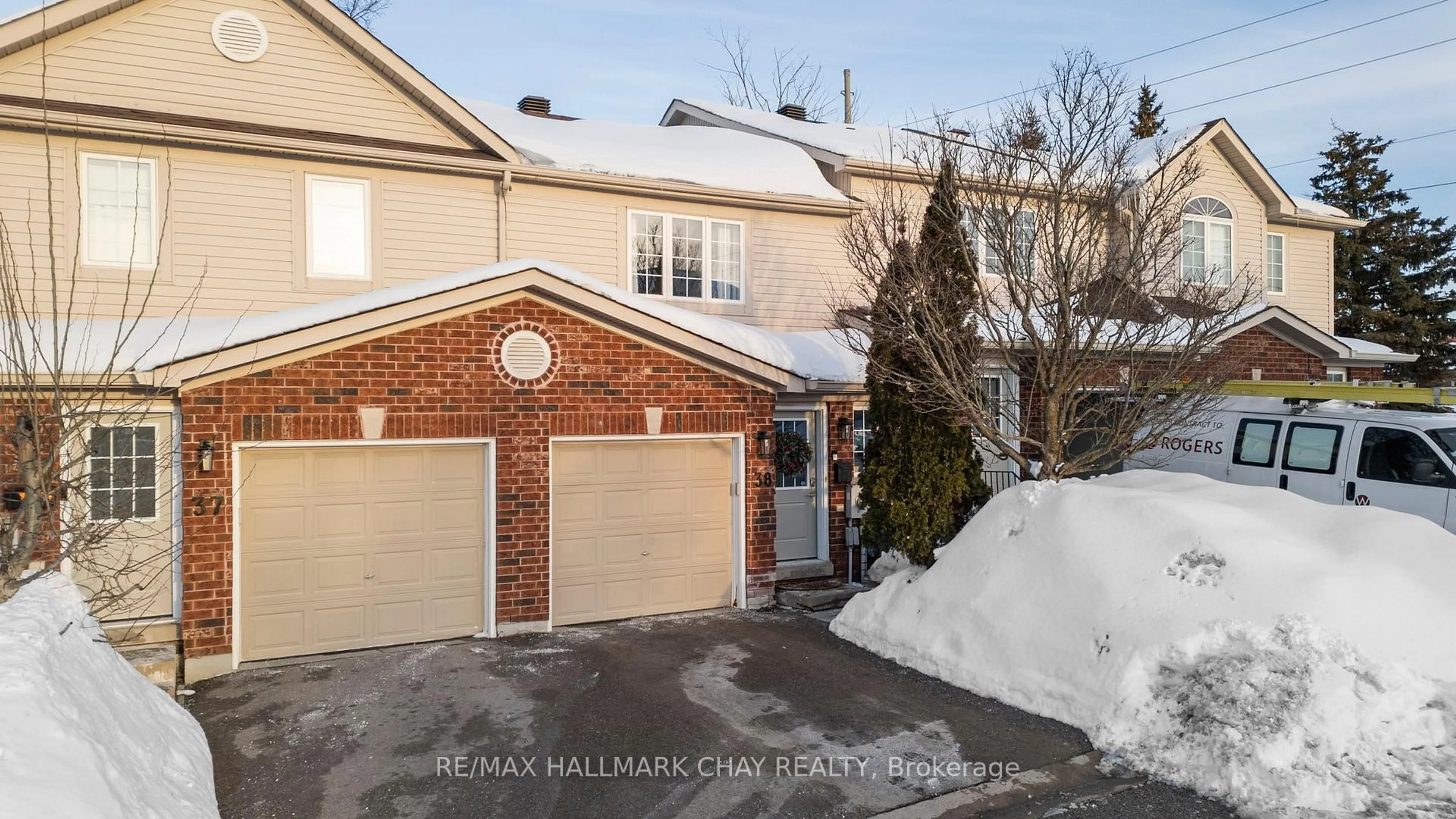 Unknown for 430 MAPLEVIEW Dr #38, Barrie Ontario L4N 0H4