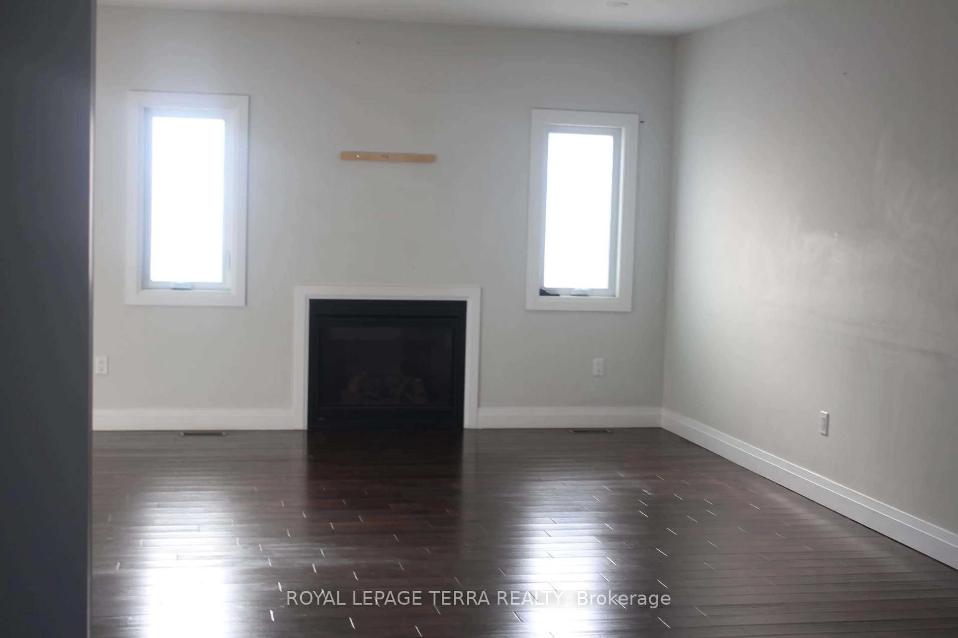 A pic of a room for 30 BELLEHUMEUR Rd, Tiny Ontario L9M 0J1