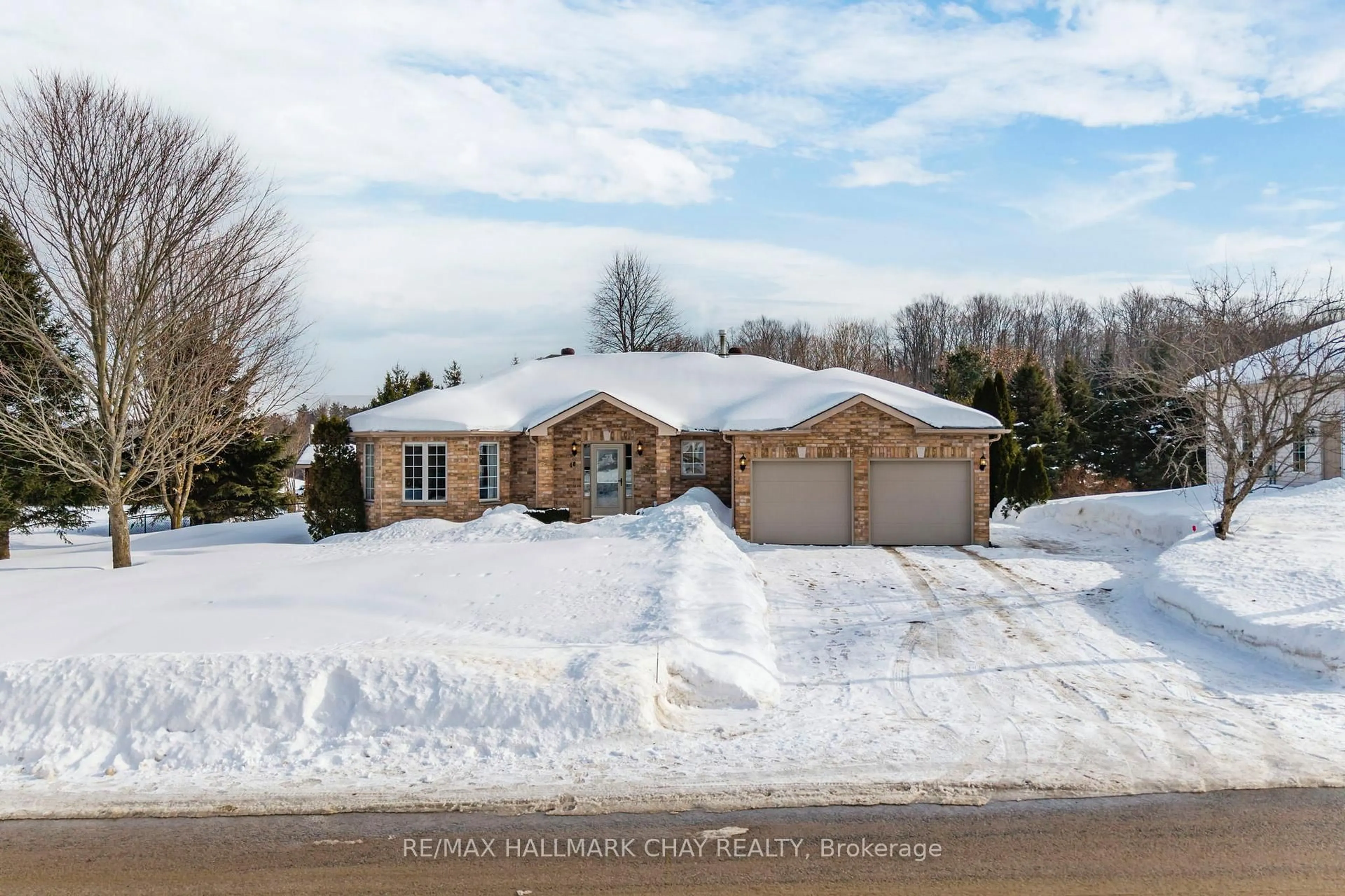Home with brick exterior material, street for 48 Marlow Circ, Springwater Ontario L0L 1V0
