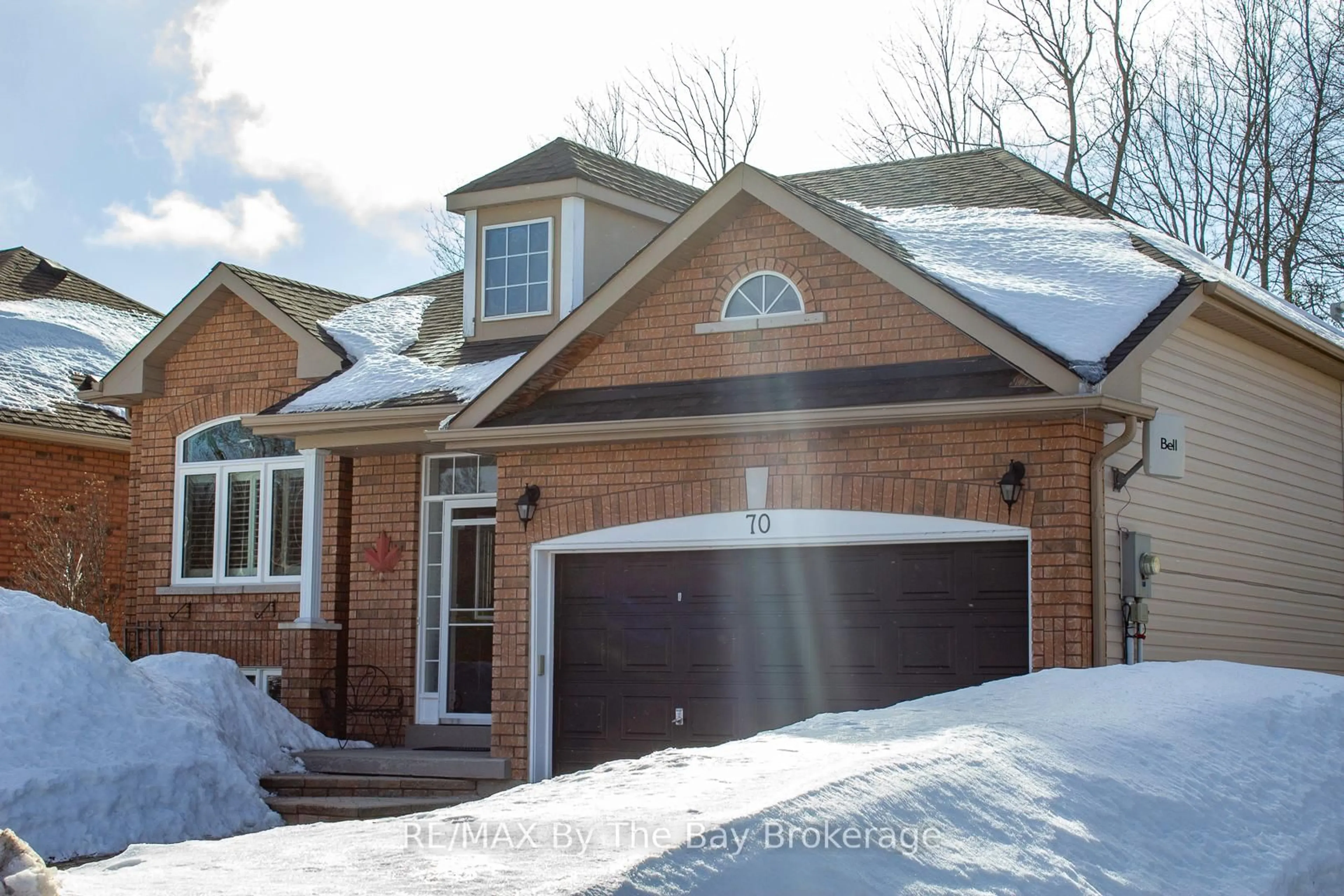 Home with brick exterior material, street for 70 Rose Valley Way, Wasaga Beach Ontario L9Z 3C4