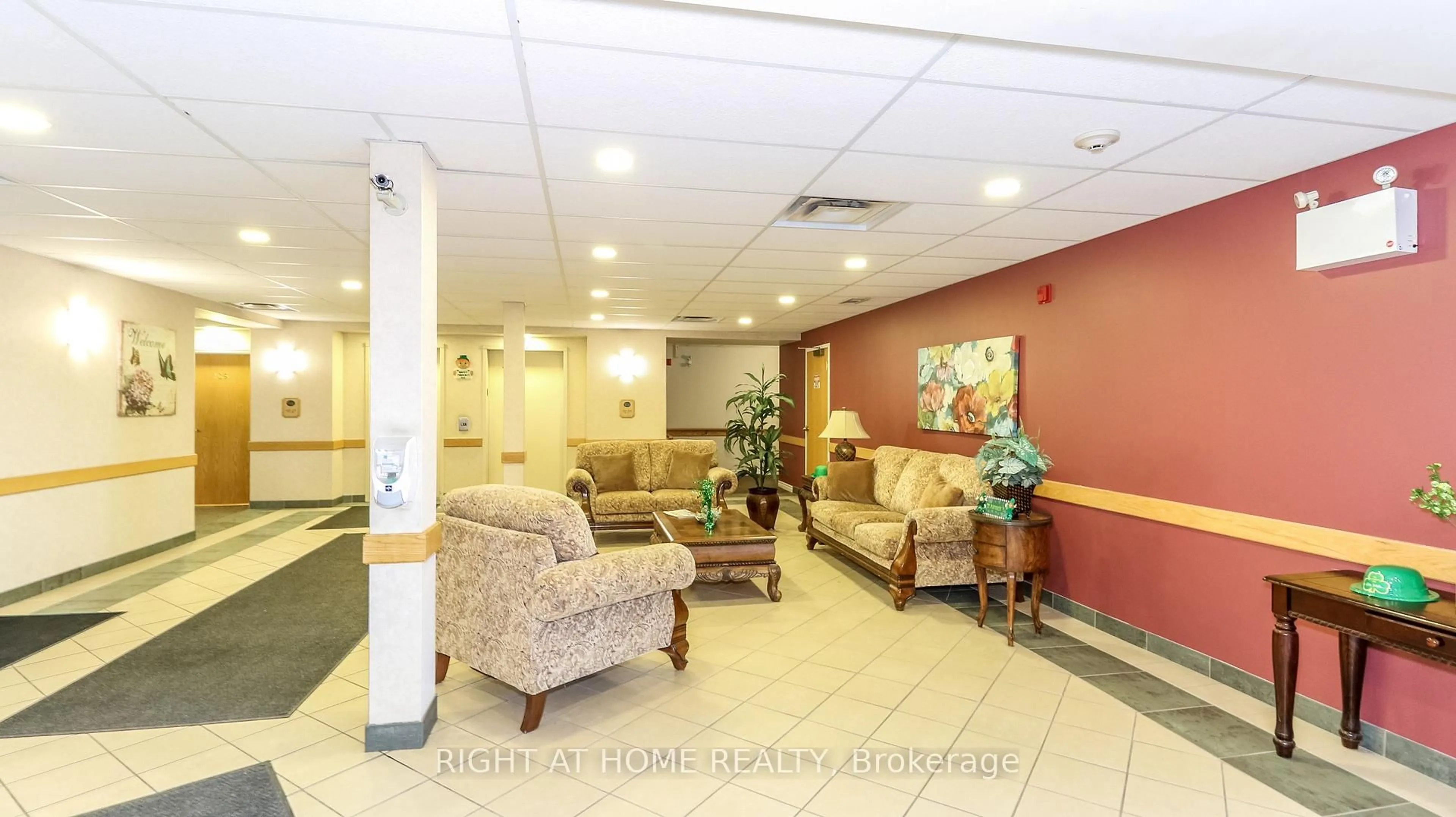 Lobby for 94 Dean Ave #412, Barrie Ontario L4N 0M3