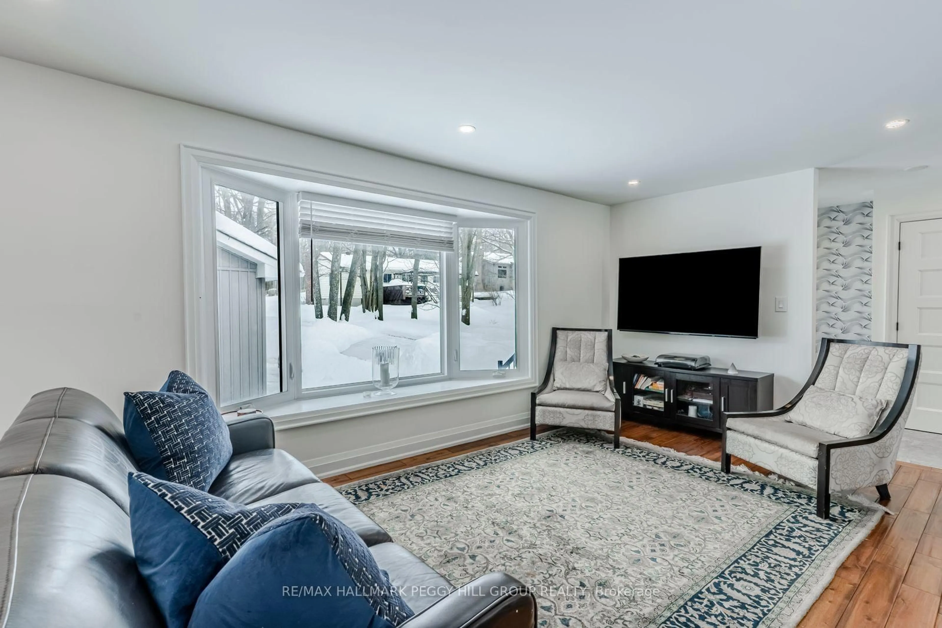 Living room with furniture, unknown for 1127 Sunnidale Rd, Springwater Ontario L9X 0R9