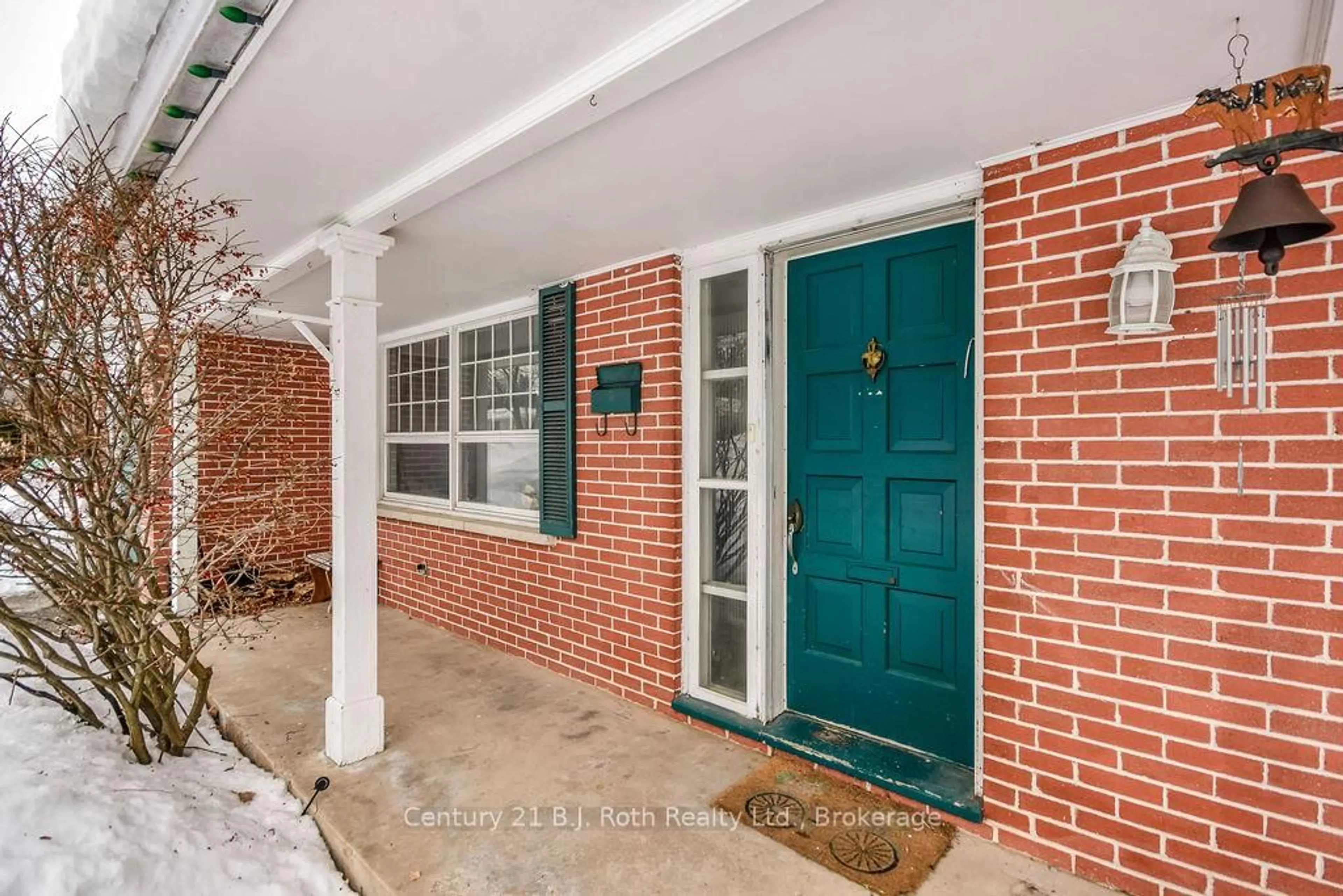 Home with brick exterior material, street for 240 Macartney St, Midland Ontario L4R 2J8