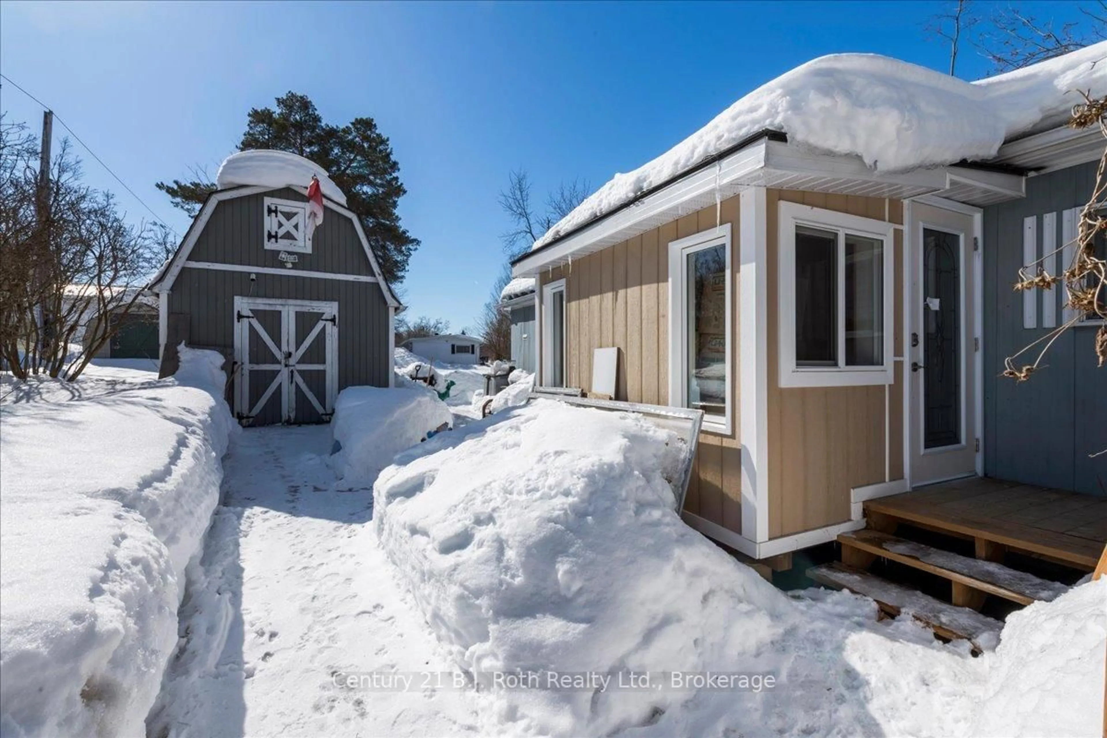 Shed for 1 Smiths Lane, Midland Ontario L4R 0B9