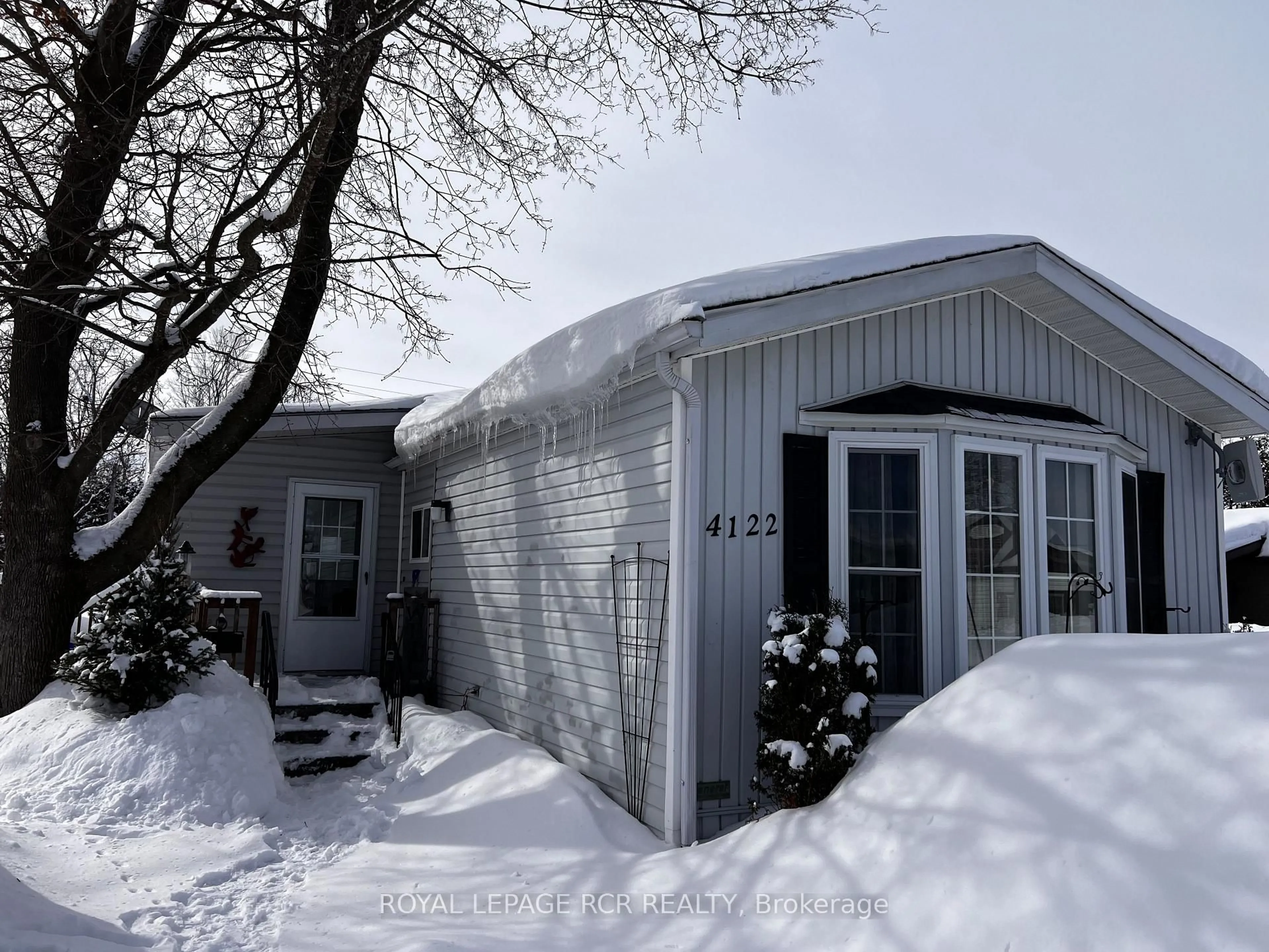 Shed for 4122 Evergreen Terr, Severn Ontario L3V 6H4