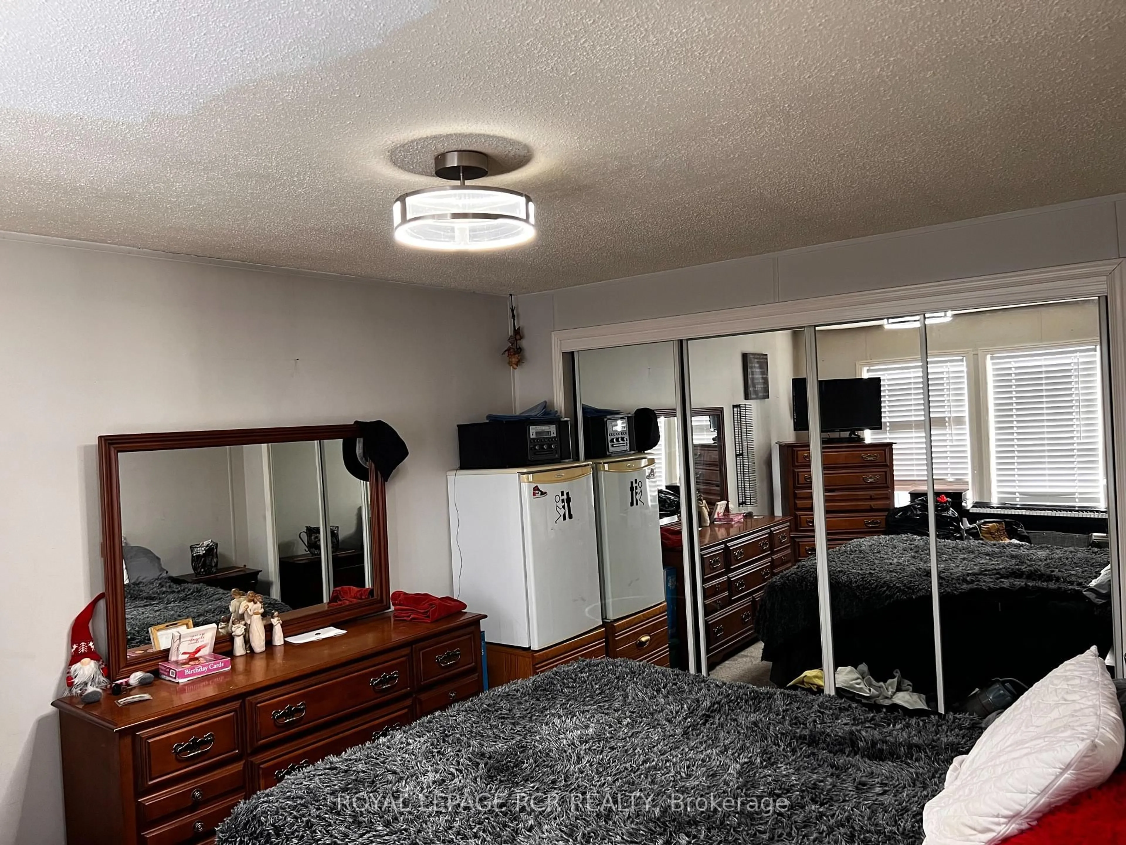 A pic of a room for 4122 Evergreen Terr, Severn Ontario L3V 6H4