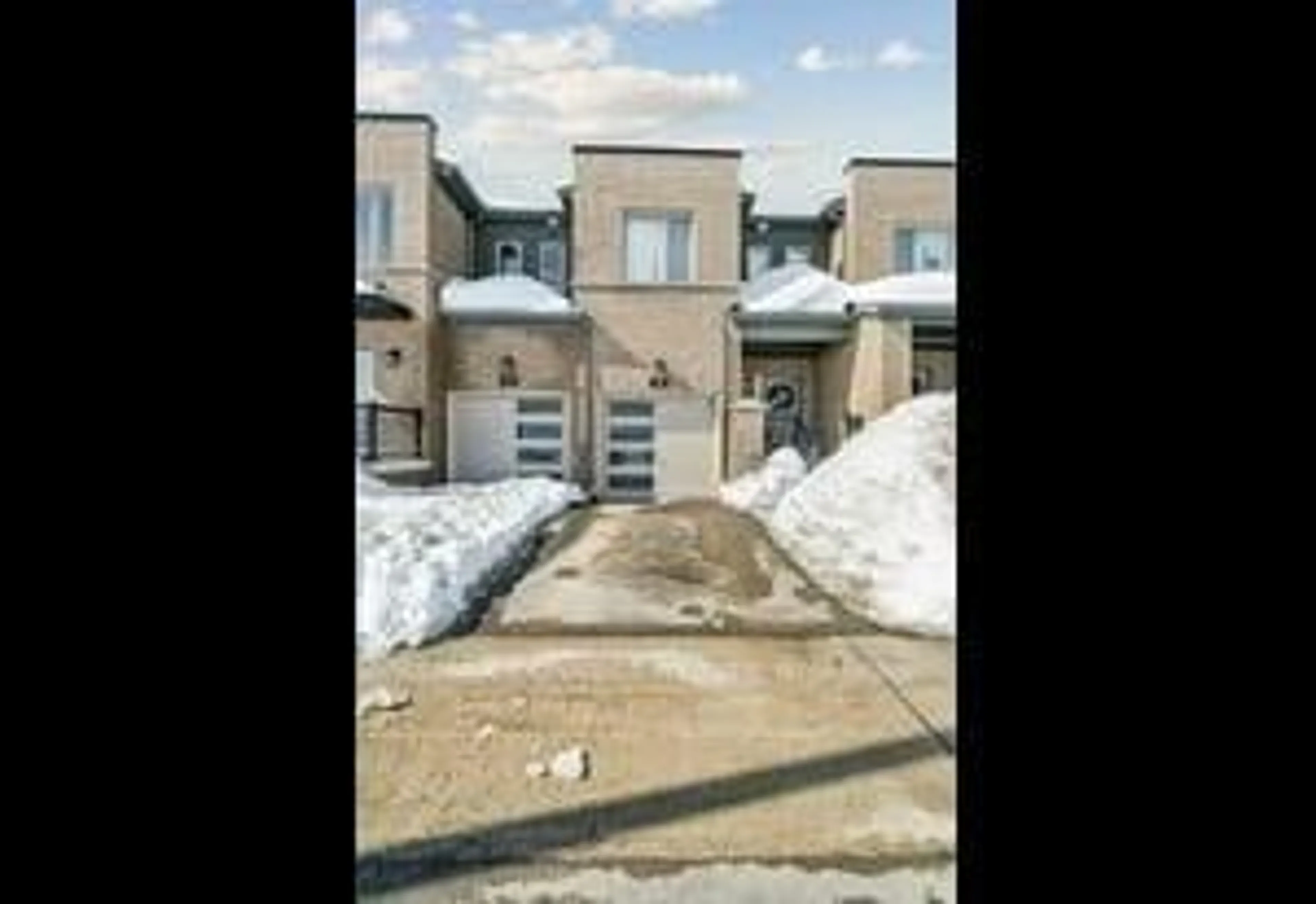 Unknown for 39 Turnberry Lane, Barrie Ontario L9J 0M8