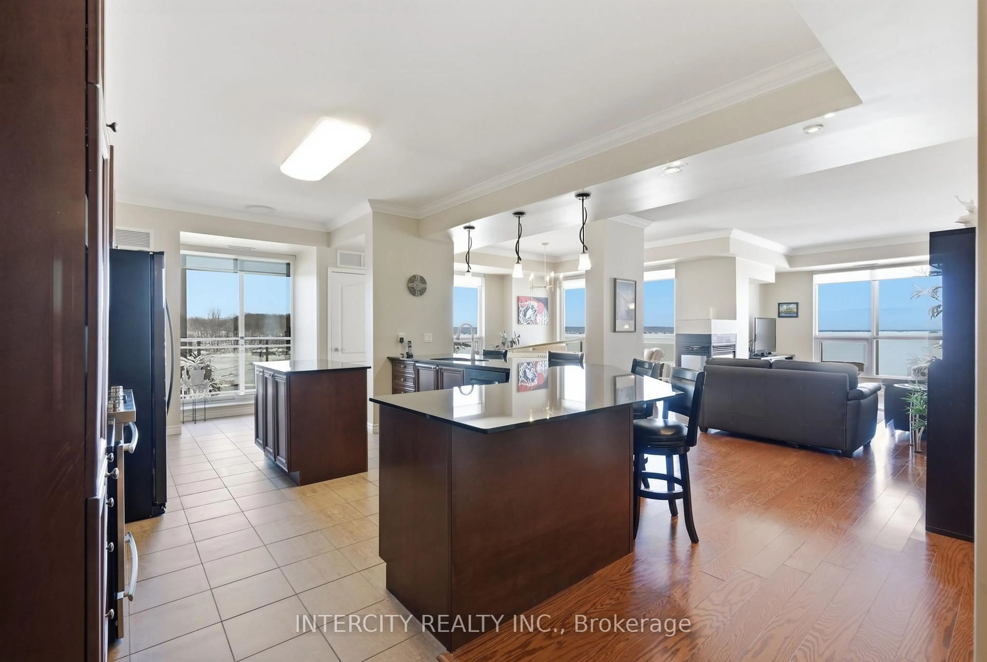 Open concept kitchen, ceramic/tile floor for 699 Aberdeen Blvd #901, Midland Ontario L4R 5P2