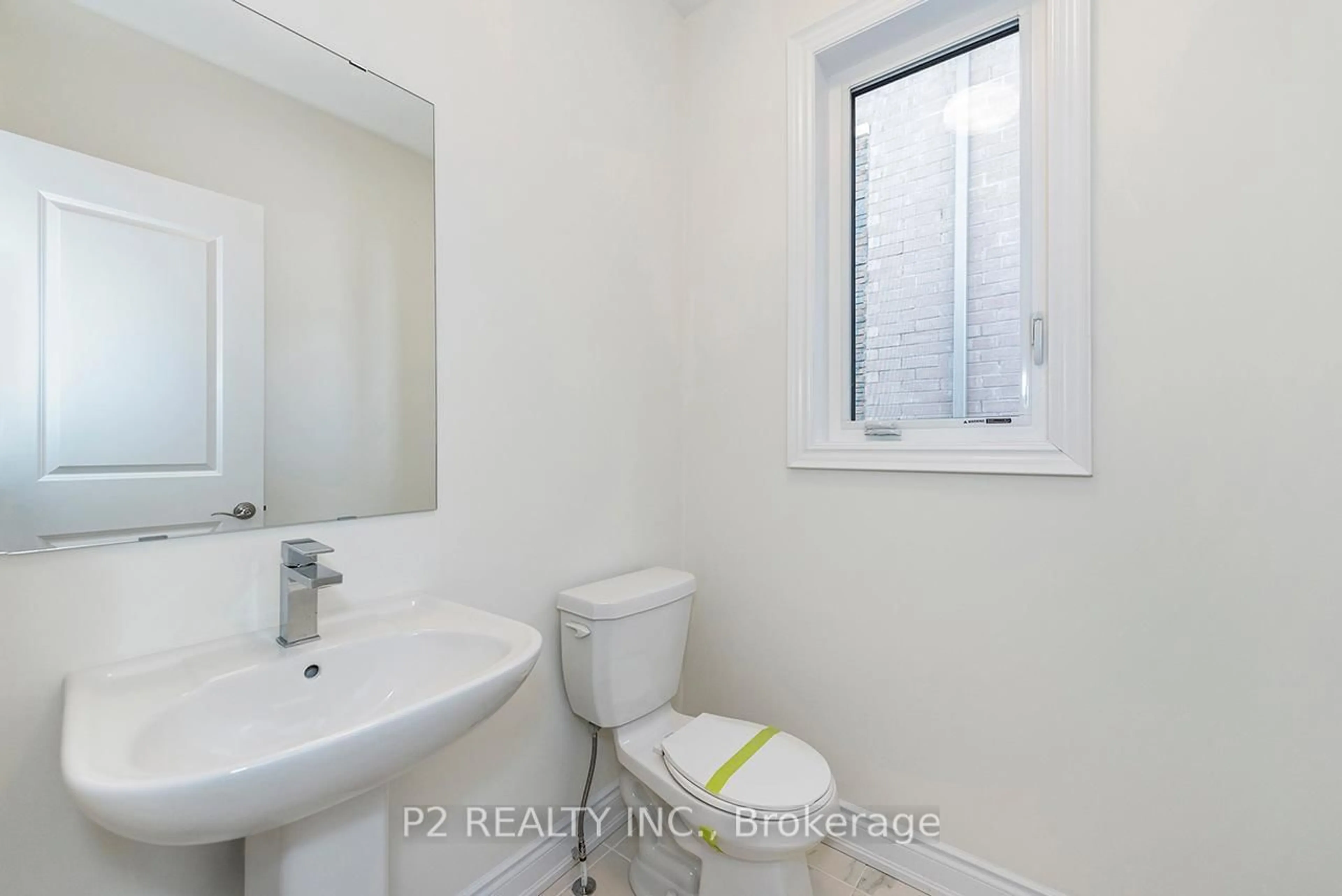 Standard bathroom, unknown for 12 Wild Ginger Lane, Springwater Ontario L9X 2E4