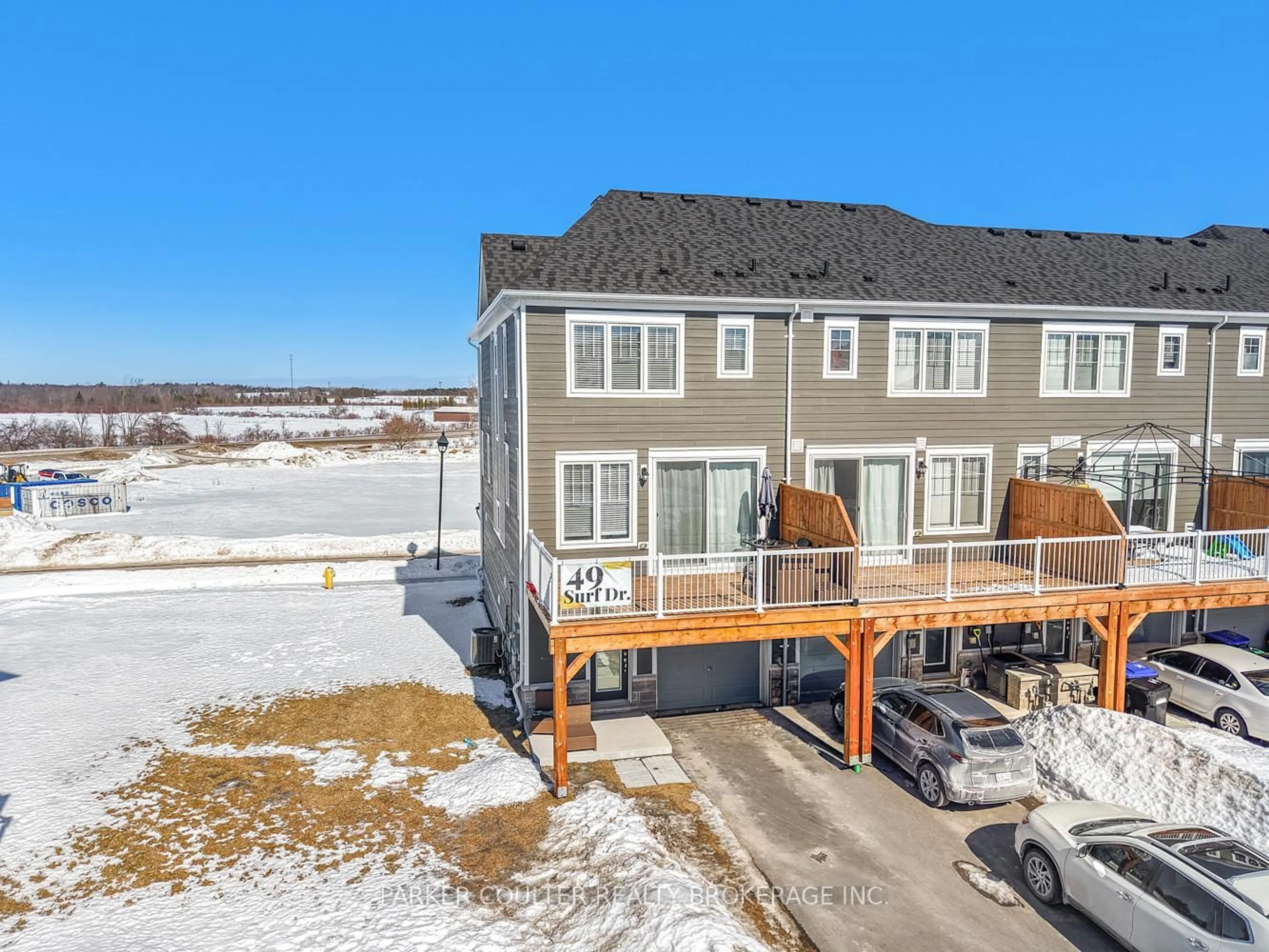 A pic from outside/outdoor area/front of a property/back of a property/a pic from drone, water/lake/river/ocean view for 49 Surf Dr, Wasaga Beach Ontario L9Z 0J4