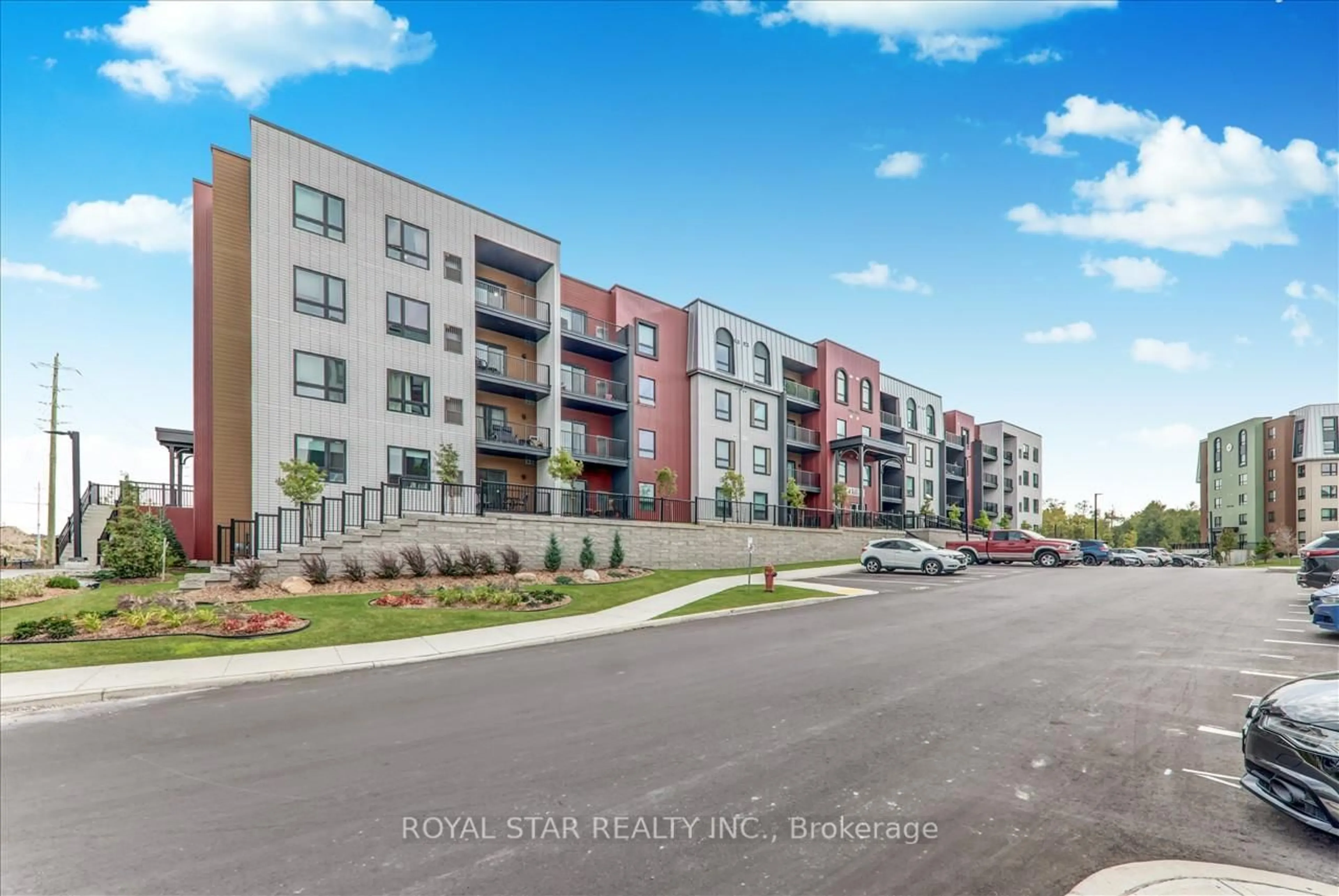 A pic from outside/outdoor area/front of a property/back of a property/a pic from drone, unknown for 1 Chef Lane #211, Barrie Ontario L9J 0T1